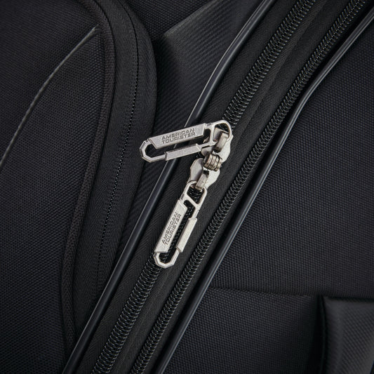 American Tourister 4 KIX 2.0 20" Carry-on Spinner Luggage