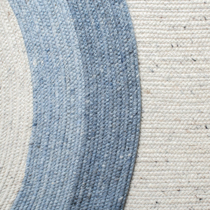 SAFAVIEH Braided Nazca Solid Bordered Area Rug, Ivory/Blue, 4' x 6' Oval