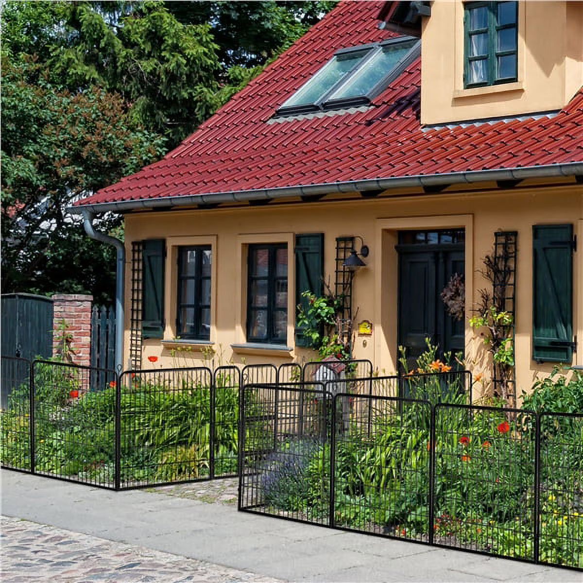 Topeakmart Decorative Garden Fence Rustproof Folding Fencing Landscape Patio Flower Bed Animal Barrier Border Black (40in x 43ft)