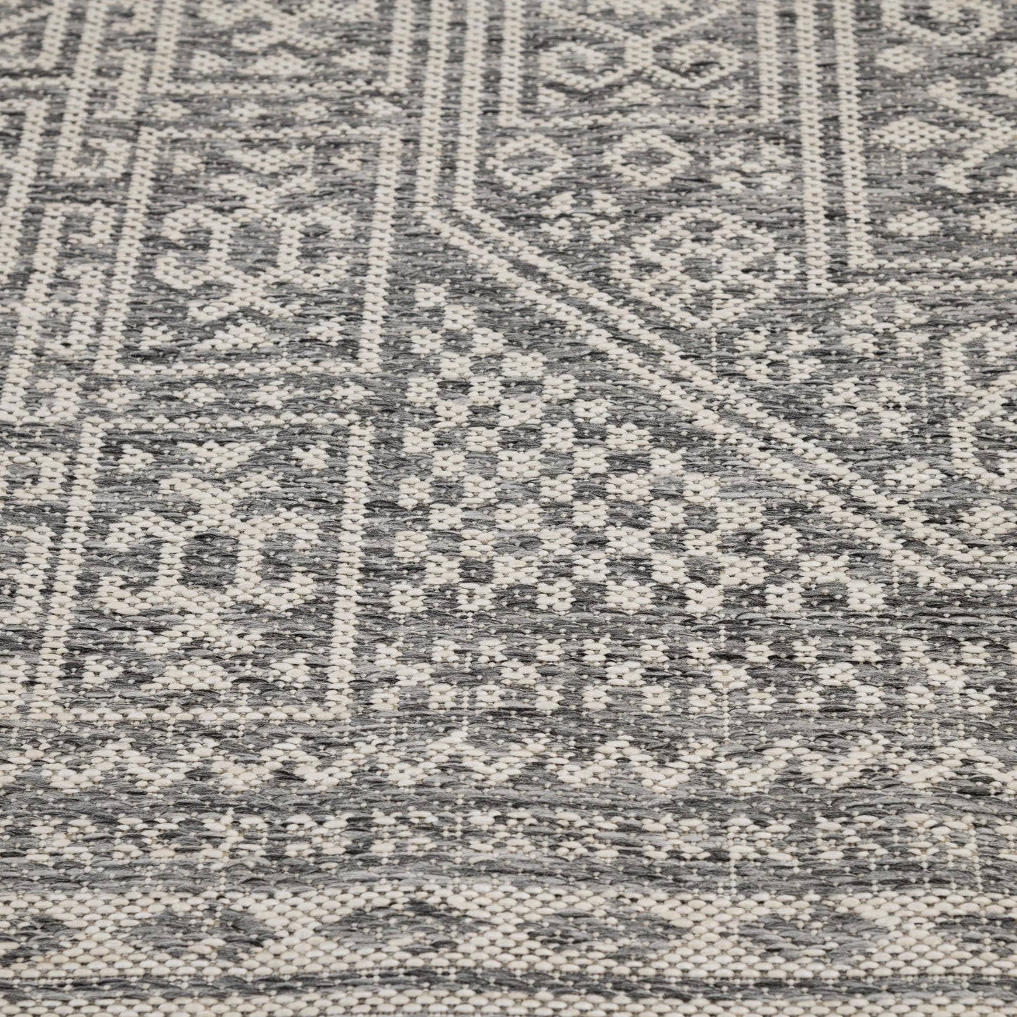 Mainstays 8' 5" x 13' Grey Medallion Outdoor Area Rug