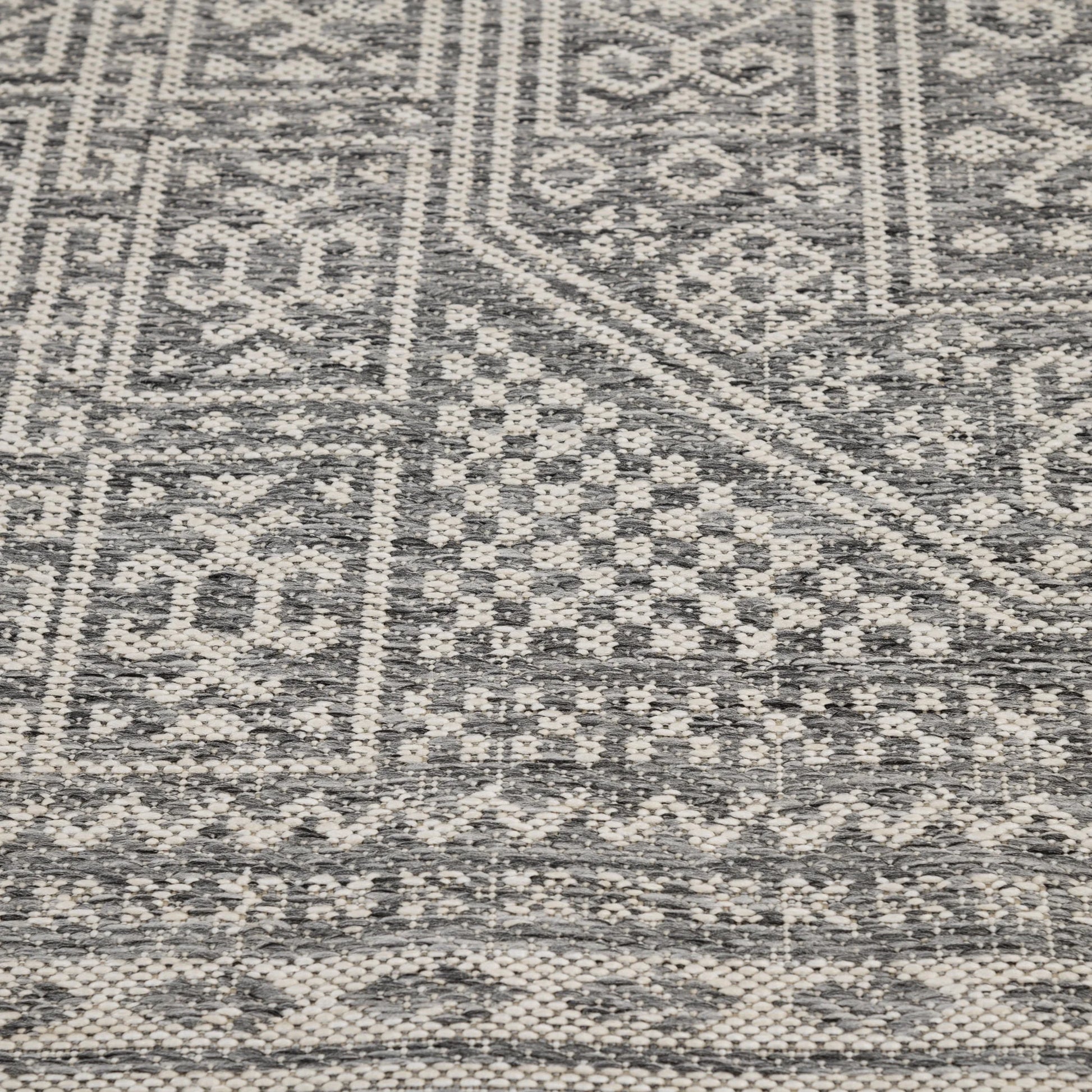Mainstays 8' 5" x 13' Grey Medallion Outdoor Area Rug