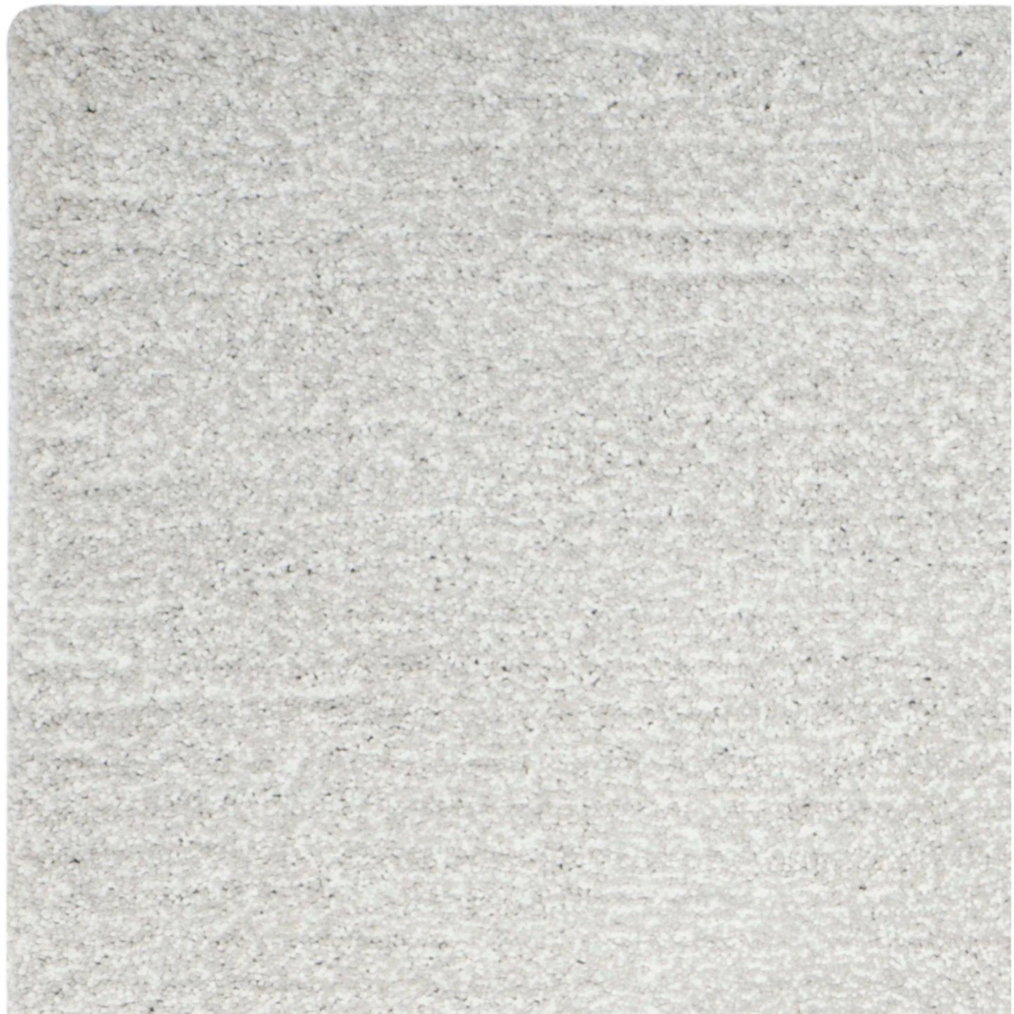 SAFAVIEH Ultimate Atanas Solid Plush Polyester Shag Area Rug, Silver, 4' x 6'