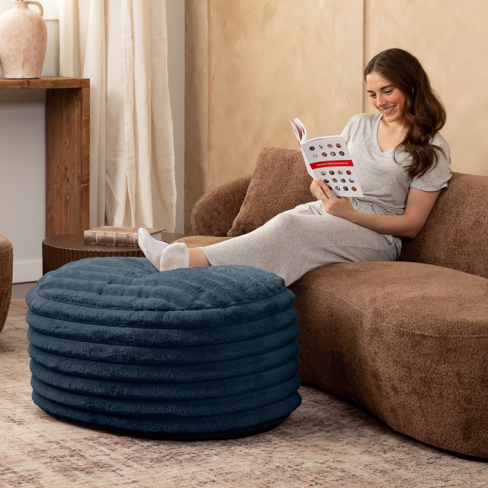 Jaxx Paran Accent Pouf - Fluffy Faux Fur Ottoman for Modern Interior Design, Large, Black
