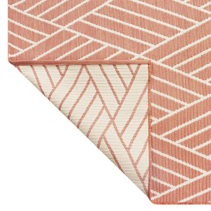 Better Homes & Gardens 7' x 10' Coral Diamond Outdoor Rug