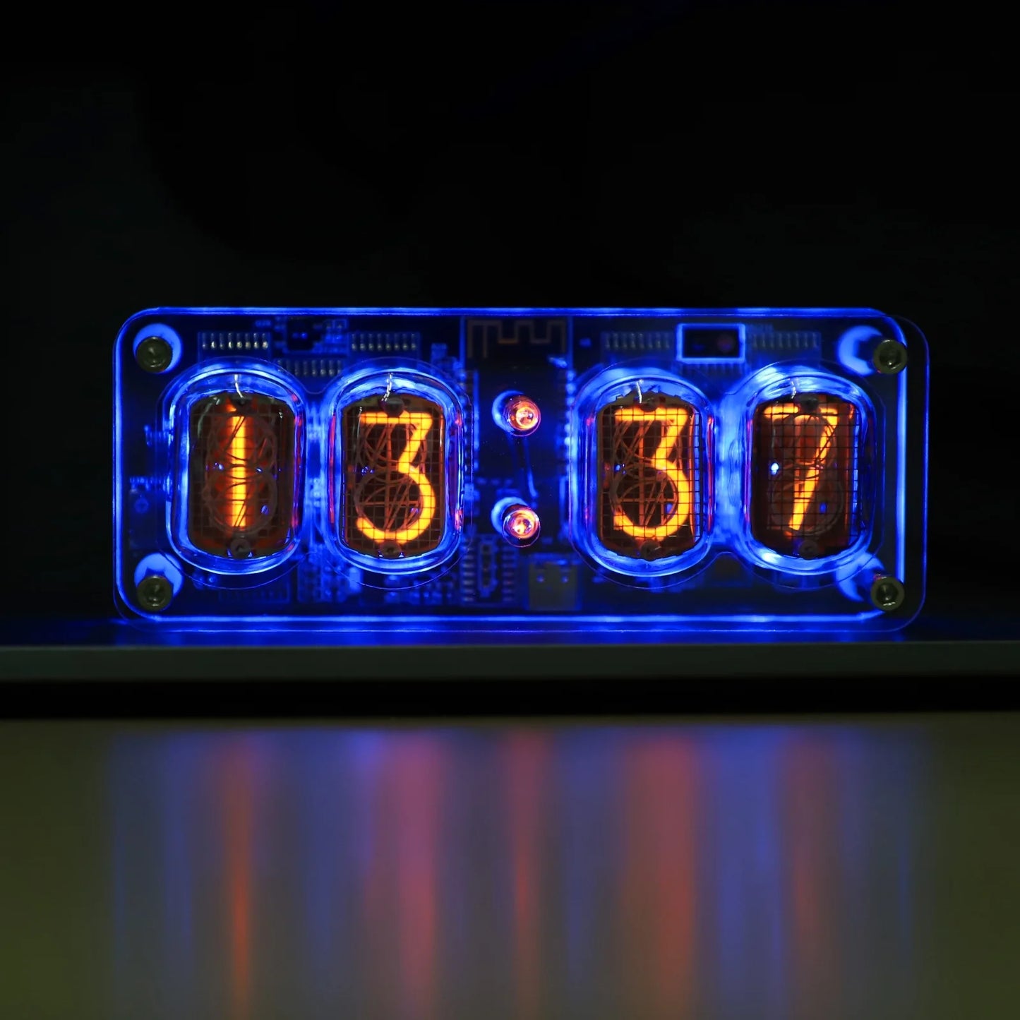 Nixie Tube Clock with IN-12 Tubes, Luminous Clock, Retro Modern Desk Vintage Punk Digital Desktop Creative Ornaments USB Type-C Connection Type