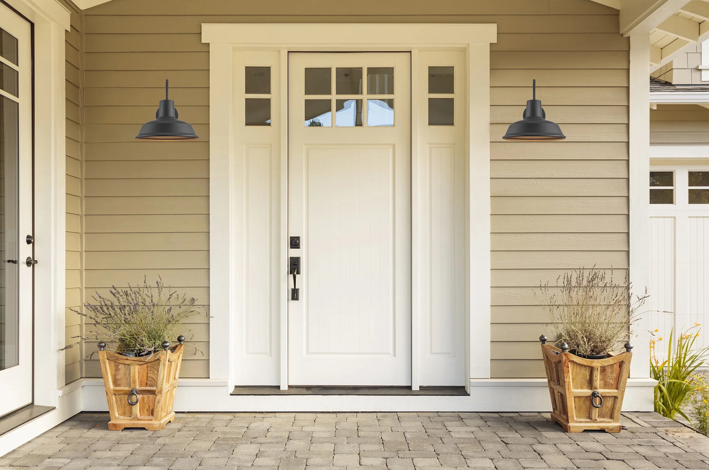 Trans Globe Lighting 50330 Tacoma 13" Tall Outdoor Wall Sconce - Silver