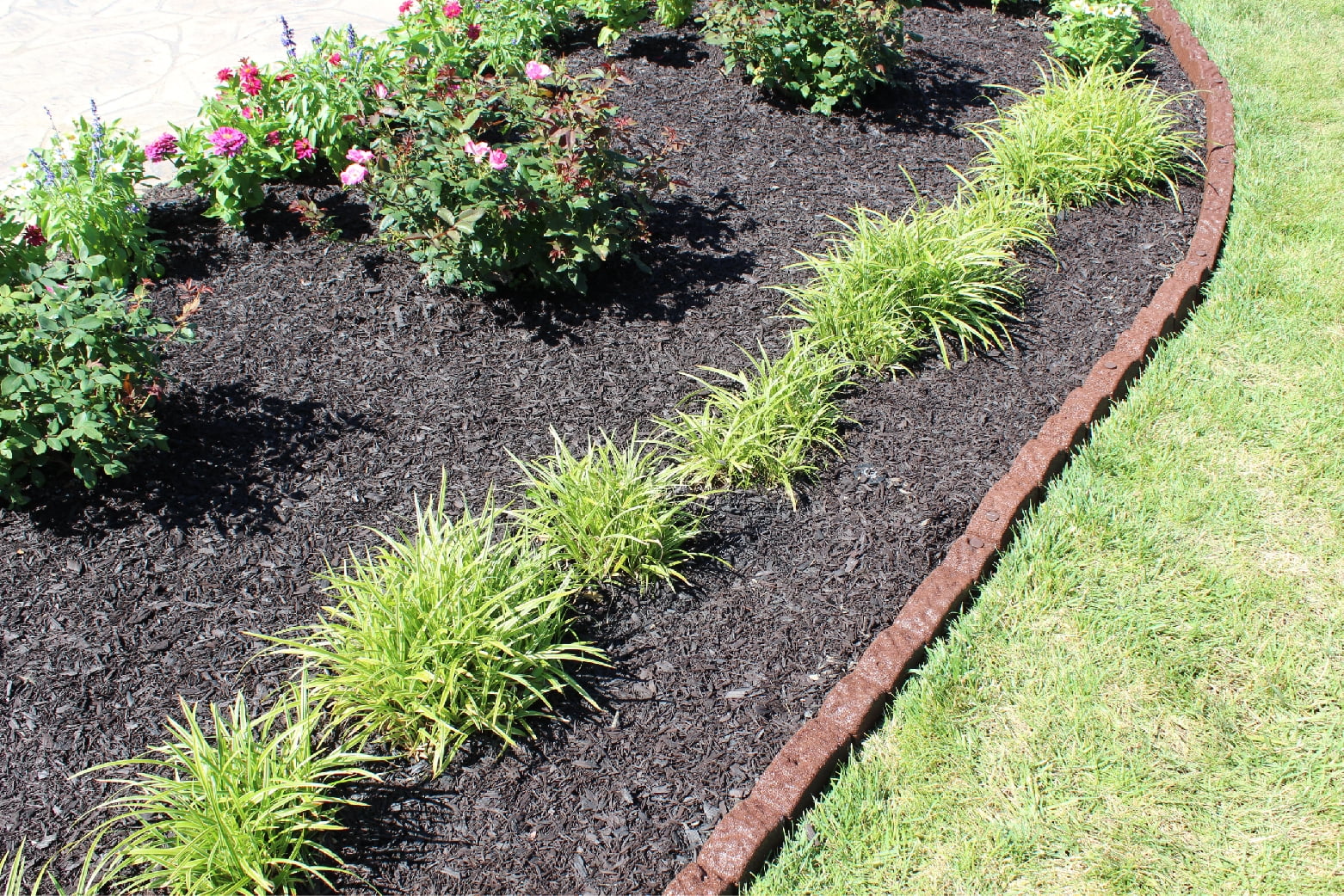 Rubberific Landscape Edging, 4' Gray Cobblestone Rubber Flower Garden Edging Border (4 Pack)