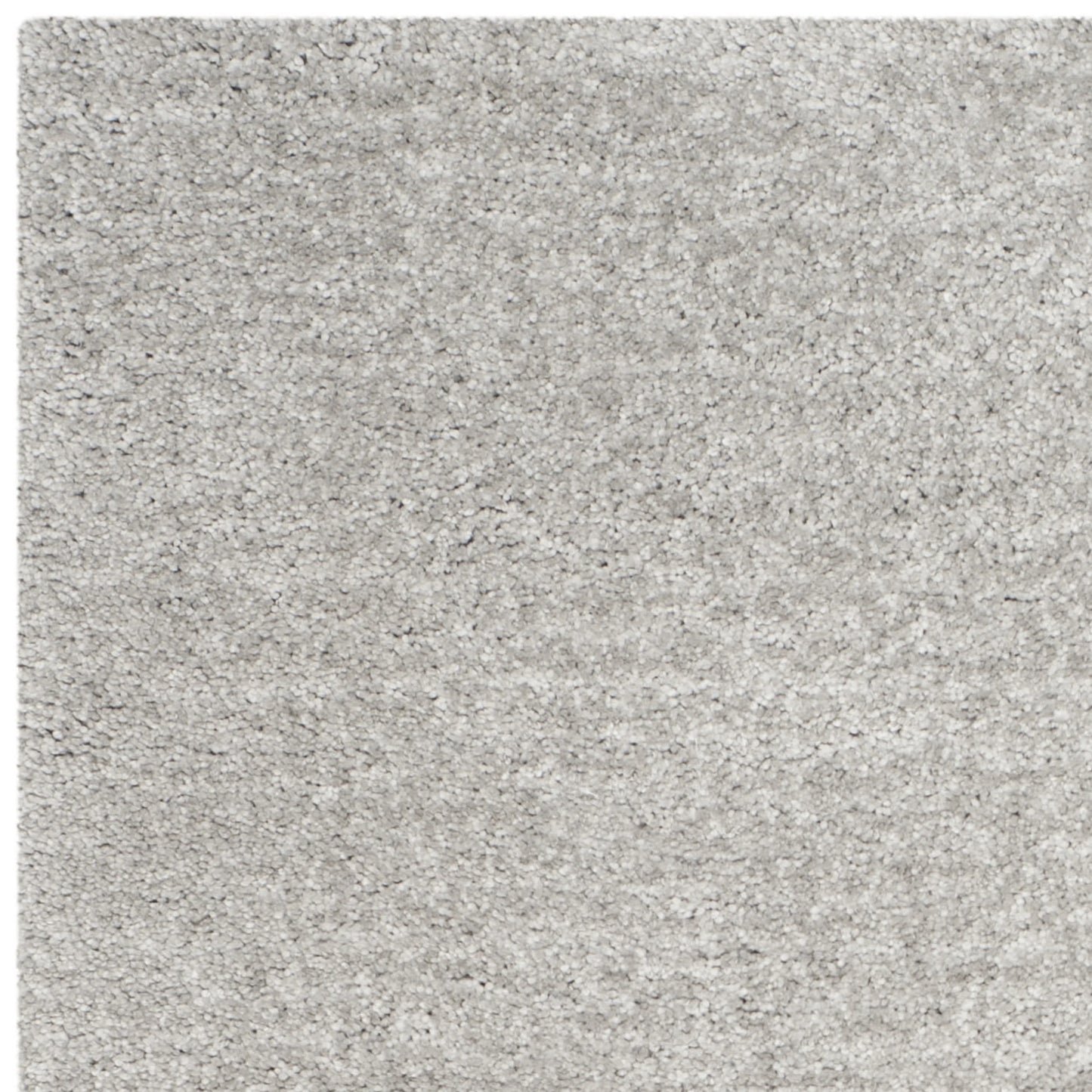 SAFAVIEH Ultimate Atanas Solid Plush Polyester Shag Area Rug, Silver, 4' x 6'