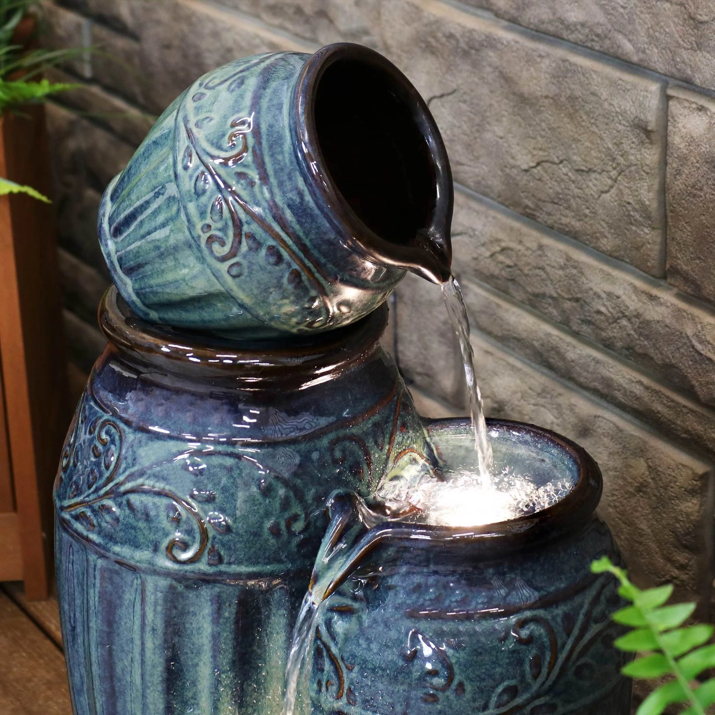 Sunnydaze Tour de Vase Ceramic Outdoor Water Fountain with Light