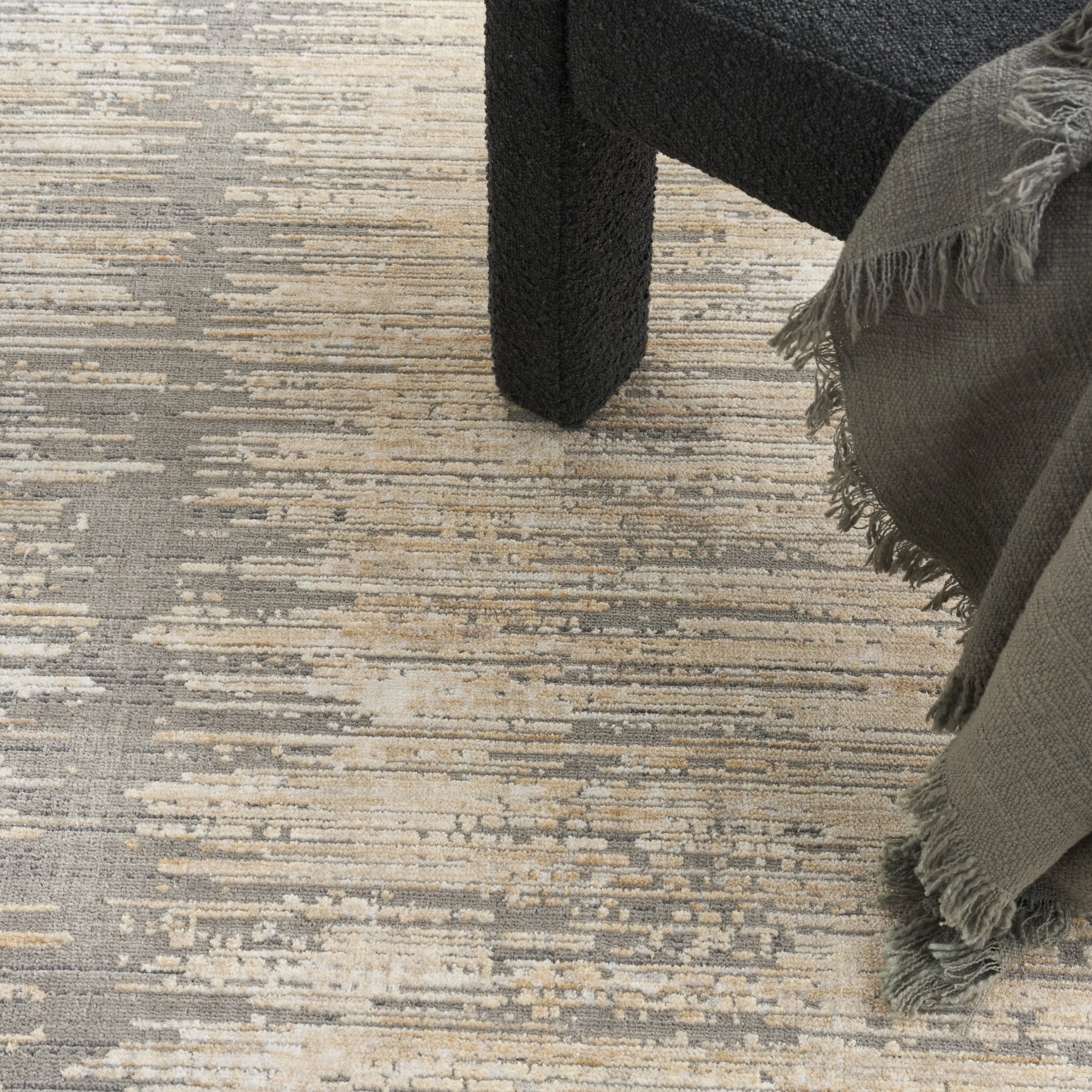 Nourison Modern Abstract Abstract Grey Gold 5'3" x 7'6" Area Rug (5x8)