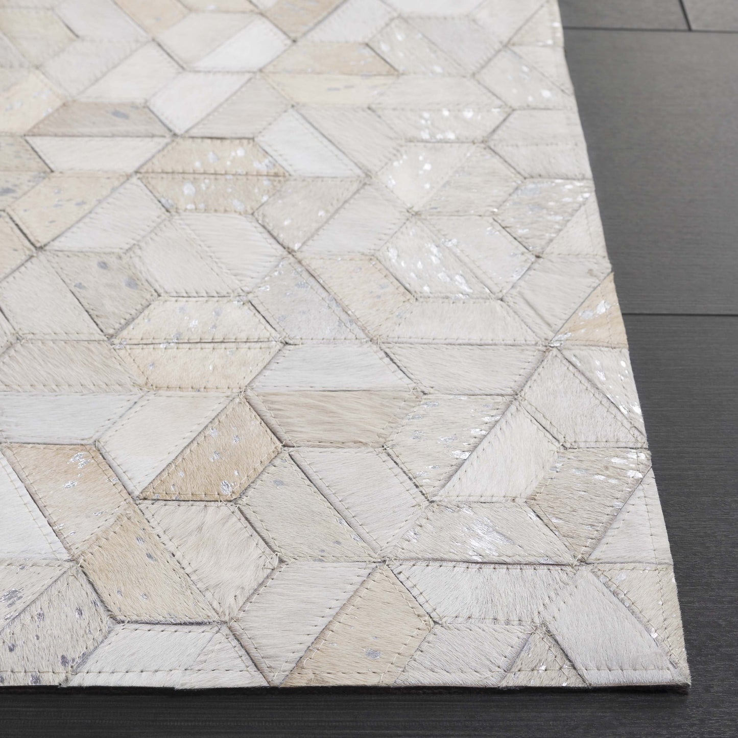 SAFAVIEH Studio Leather June Geometric Area Rug, Ivory/Silver, 8' x 10'
