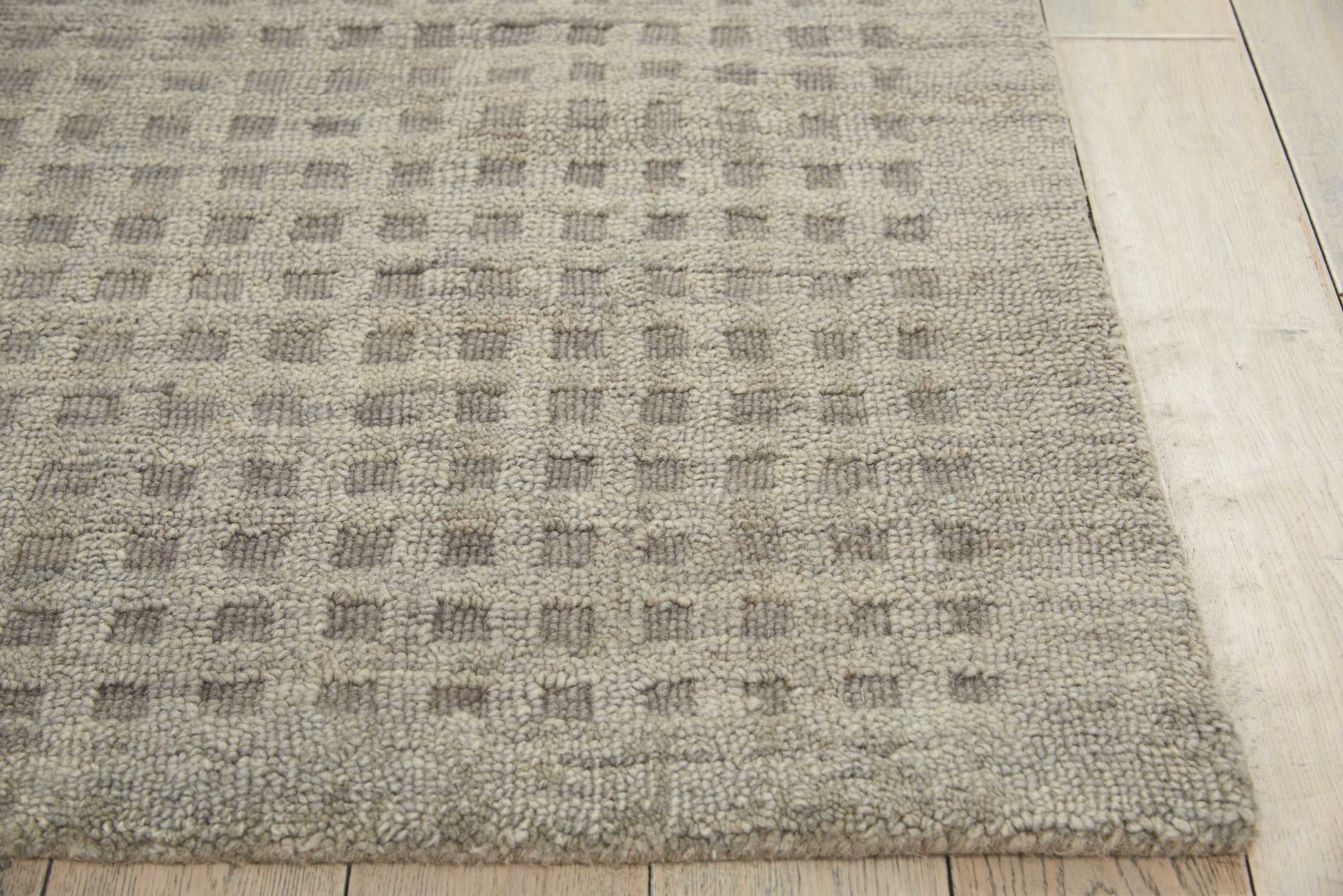 Nourison Perris Solid Charcoal 3'9" x 5'9" Area Rug, (4x6)
