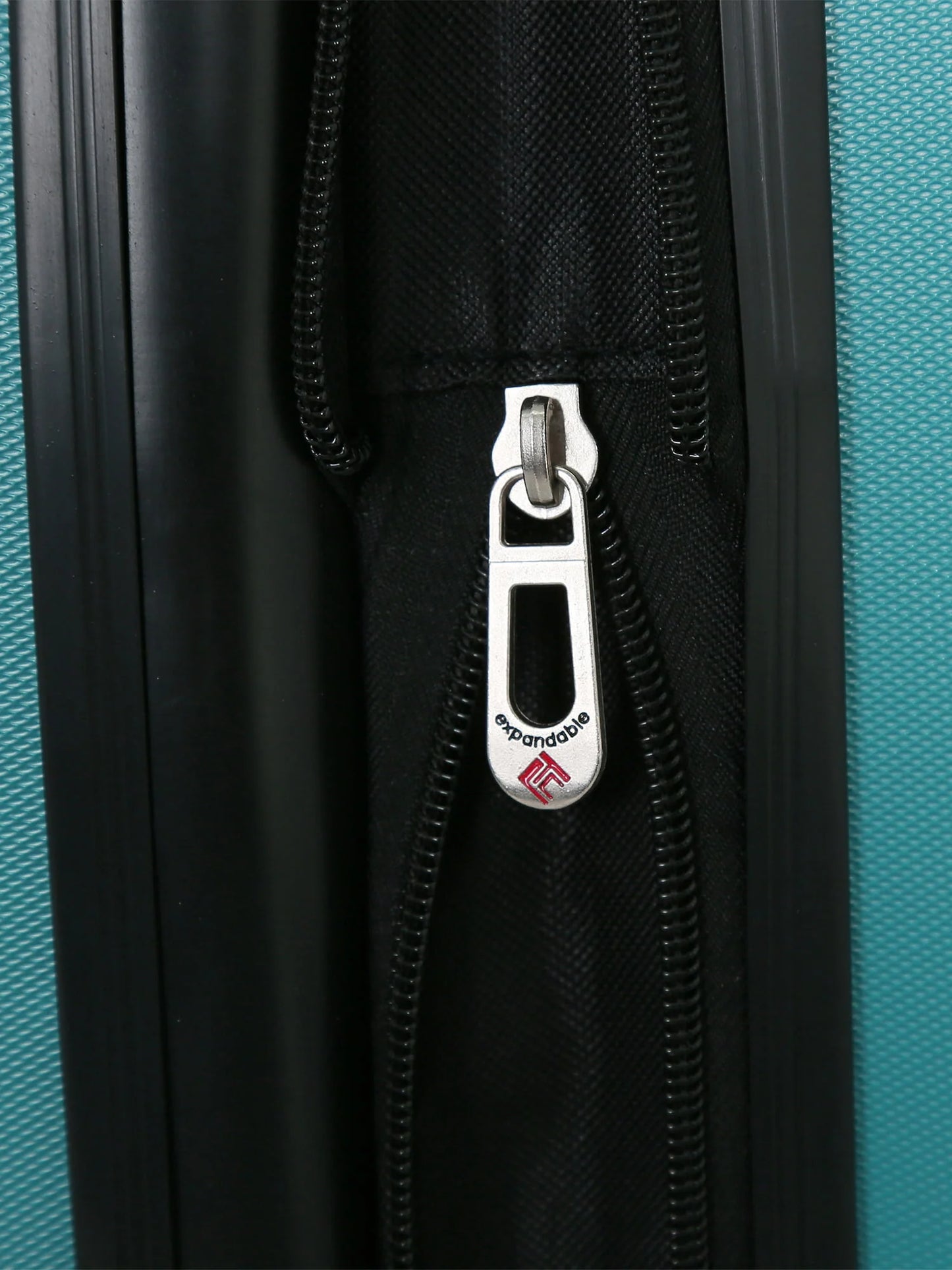 Travelers Club Chicago 20" Hardside Expandable Rolling Carry-on Luggage, Teal