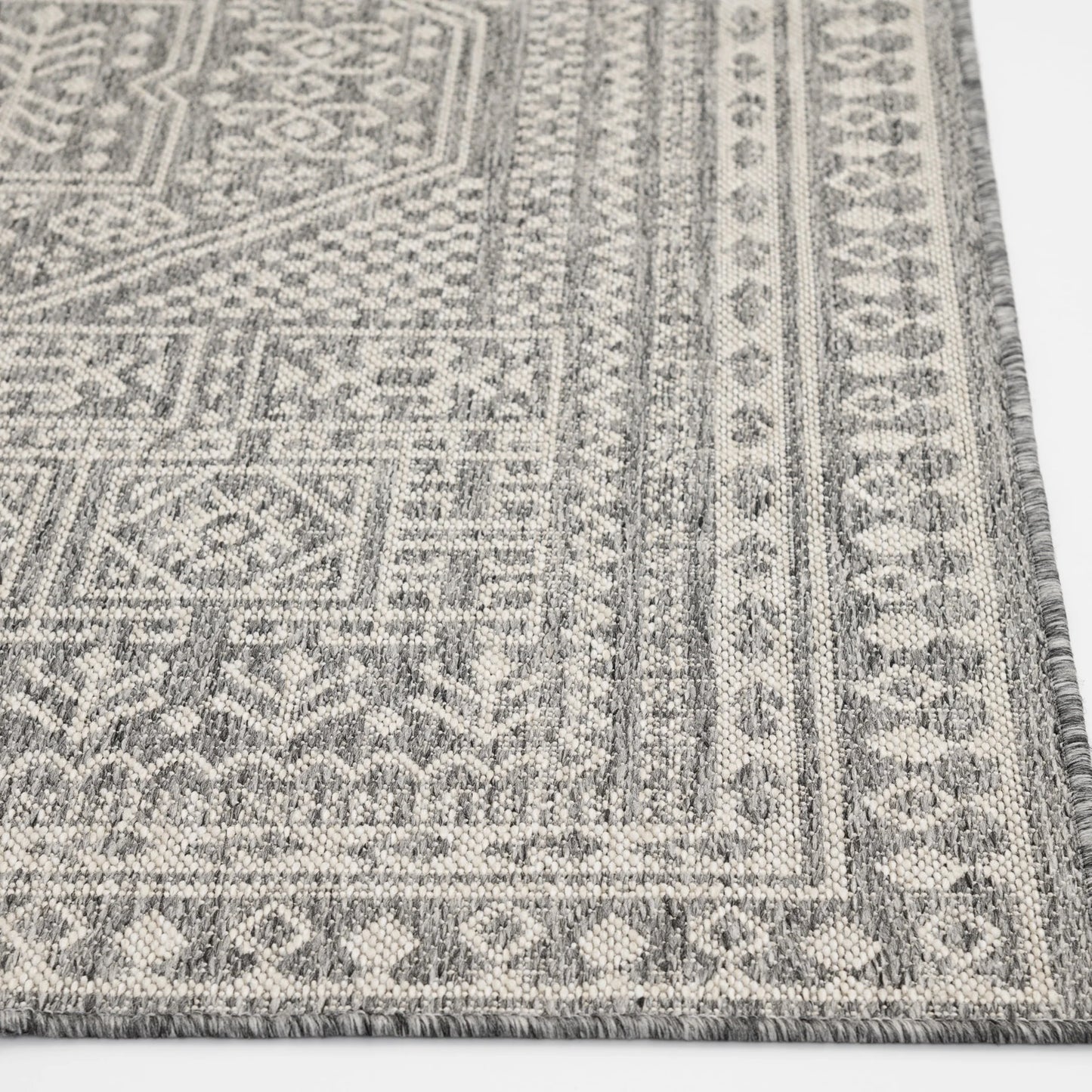 Mainstays 8' 5" x 13' Grey Medallion Outdoor Area Rug