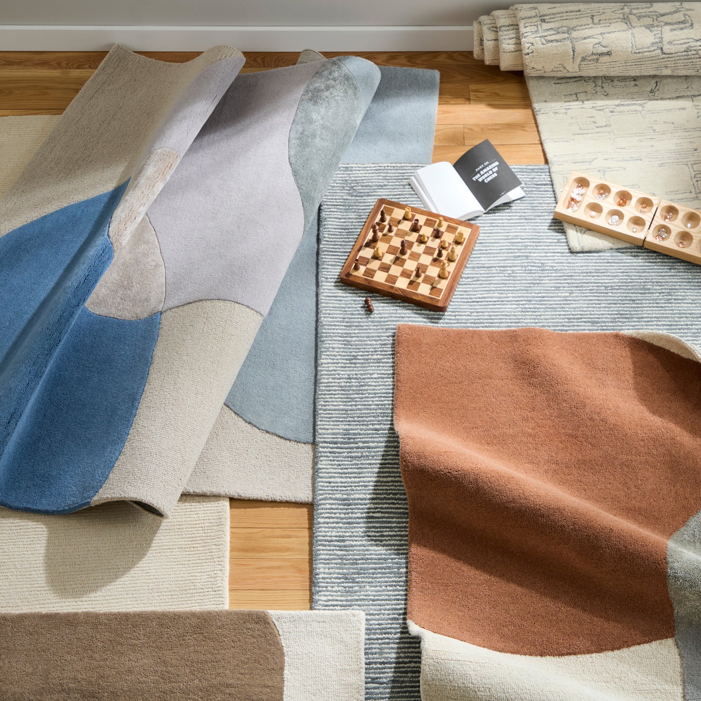 TOWN & COUNTRY LUXE Olso Abstract Colorblock Handcrafted Wool Area Rug, Beige/Blue/Grey, 5'x7'
