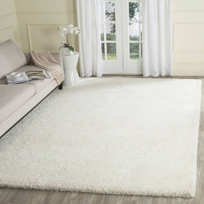 SAFAVIEH Ultimate Atanas Solid Plush Polyester Shag Area Rug, Silver, 4' x 6'