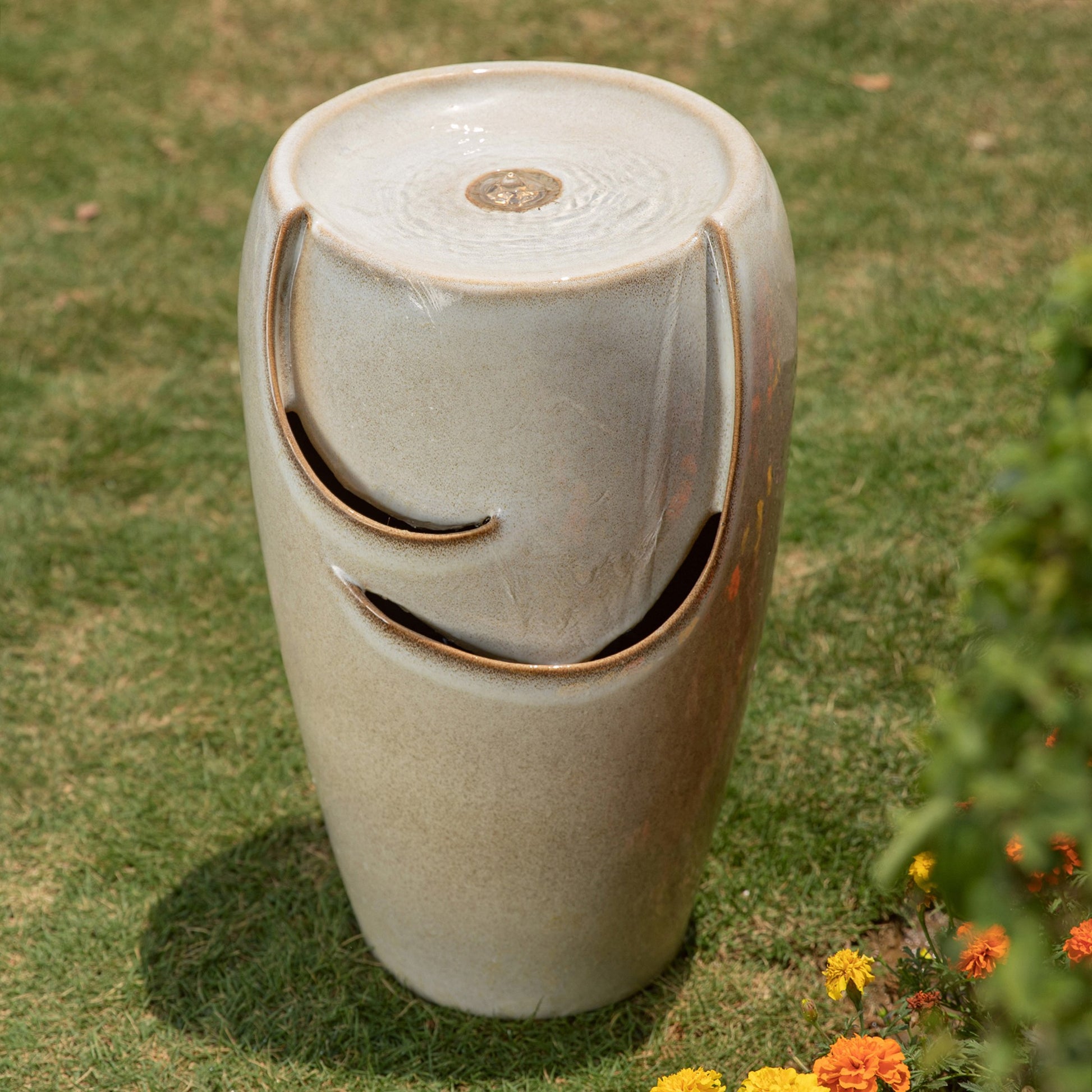 Glitzhome 21.25 Inch Tall Ceramic Vase Fountain Ceramic with Pump and LED Light Outdoor Fountain