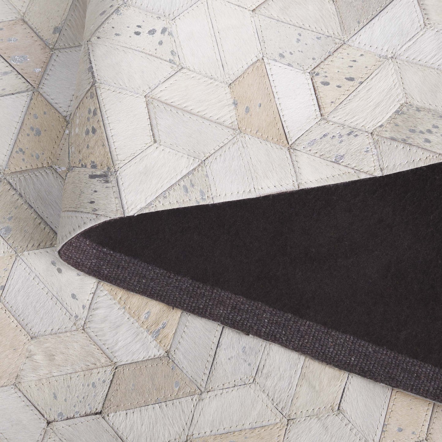 SAFAVIEH Studio Leather June Geometric Area Rug, Ivory/Silver, 8' x 10'