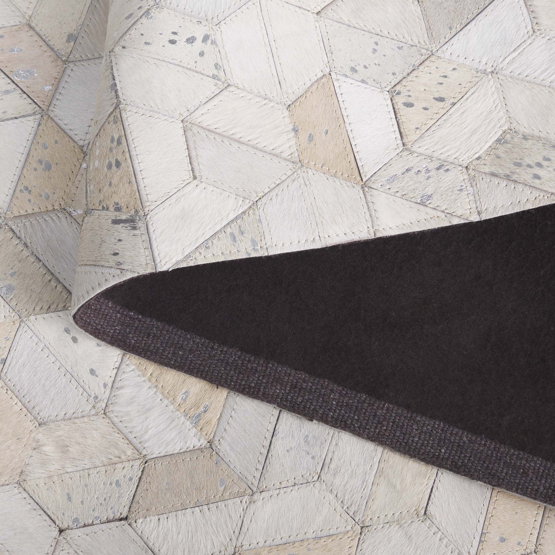 SAFAVIEH Studio Leather June Geometric Area Rug, Ivory/Silver, 8' x 10'