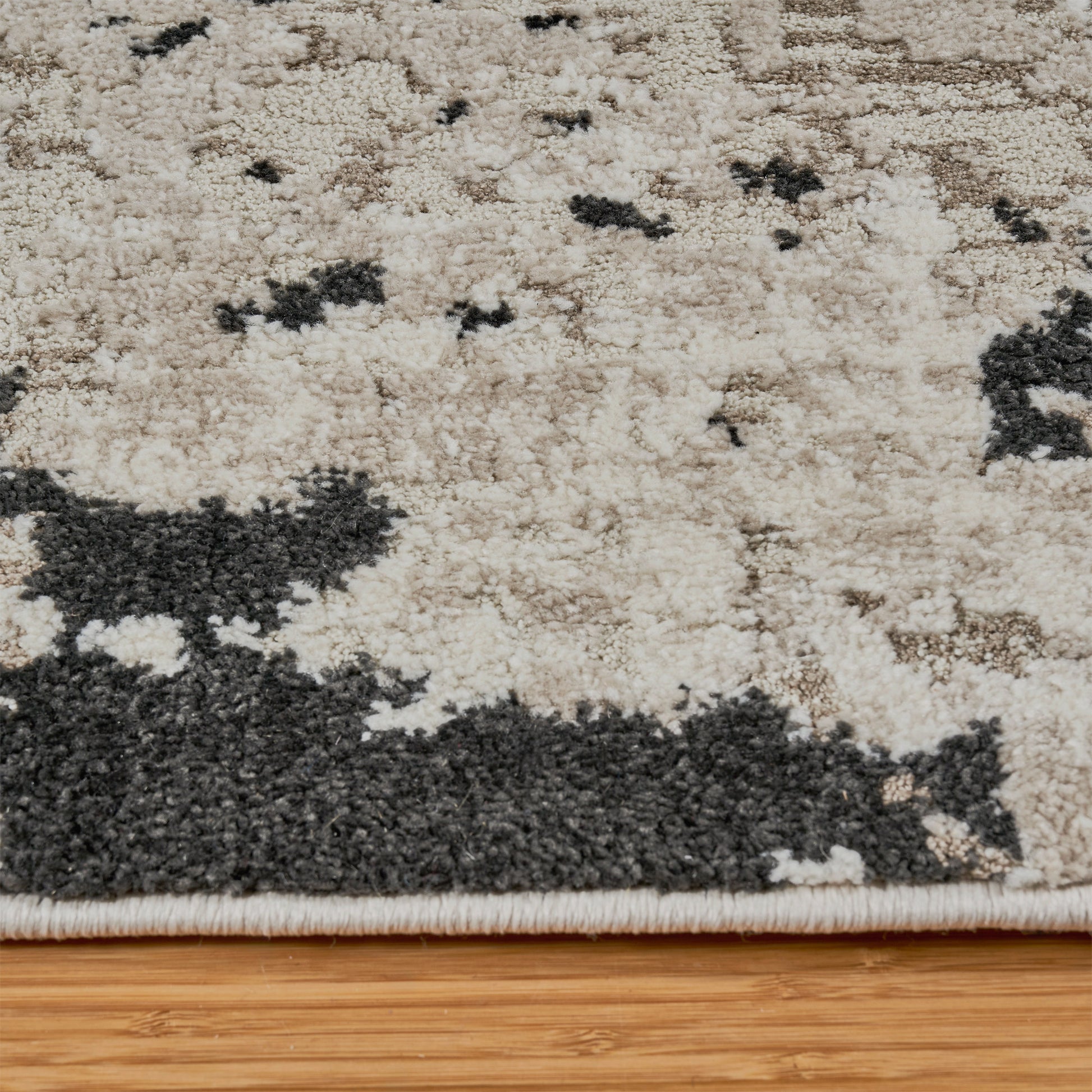 Solaris Area Rug, Argent Charcoal, 5’3” x 7'