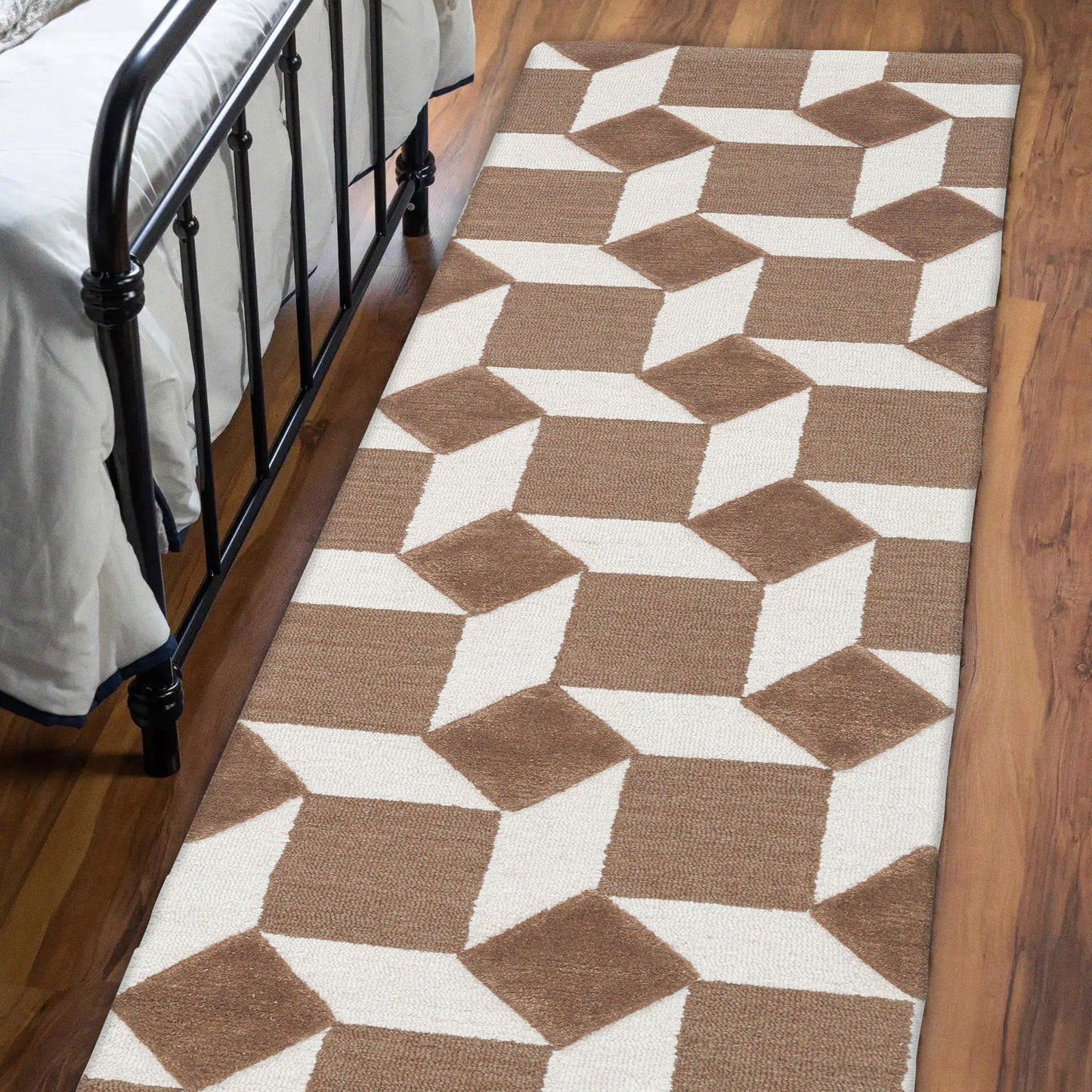 Obeetee Retro Hand Tufted Wool Area Rug, Nova Rust