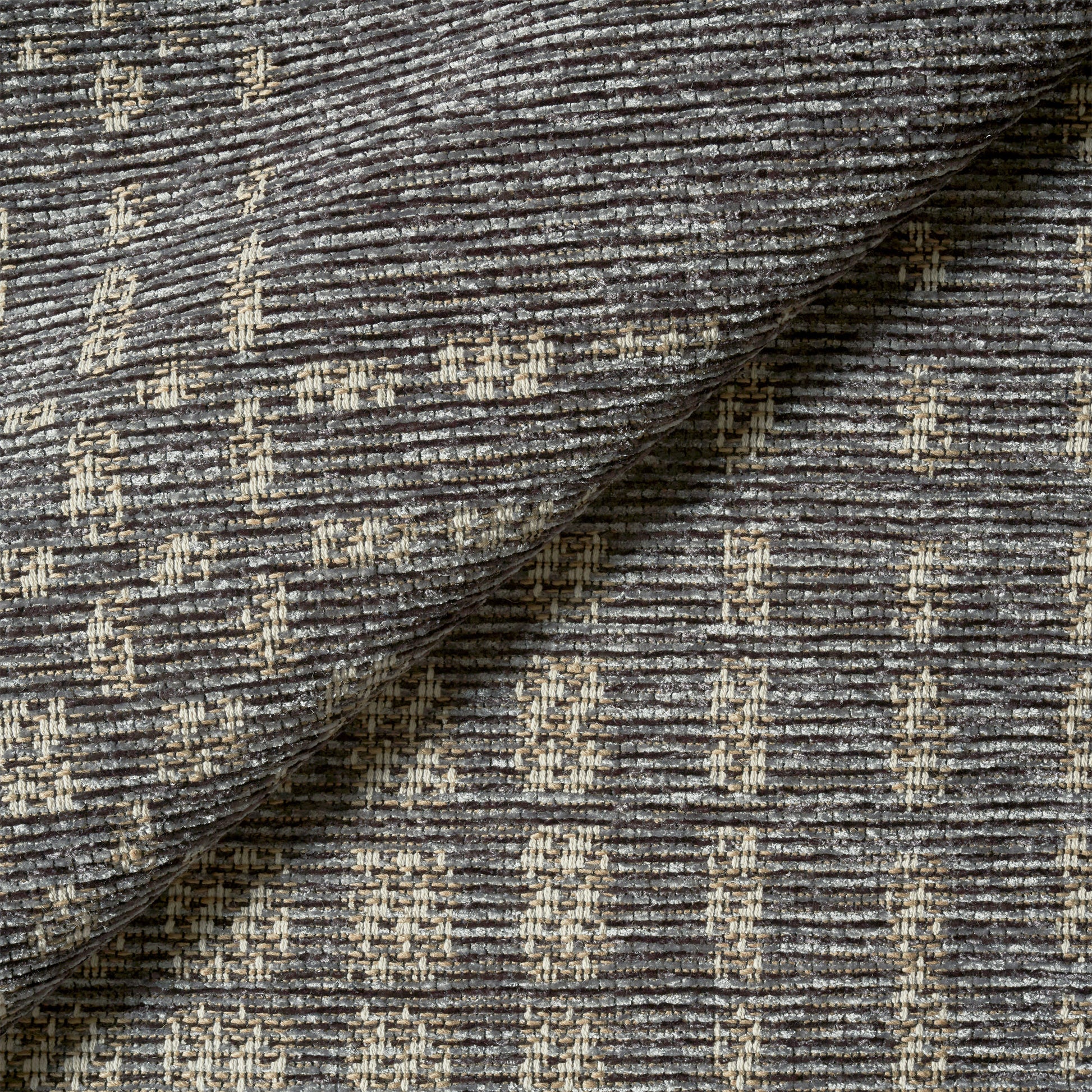 Avante Area Rug, Caseus Gray, 5’ x 7’