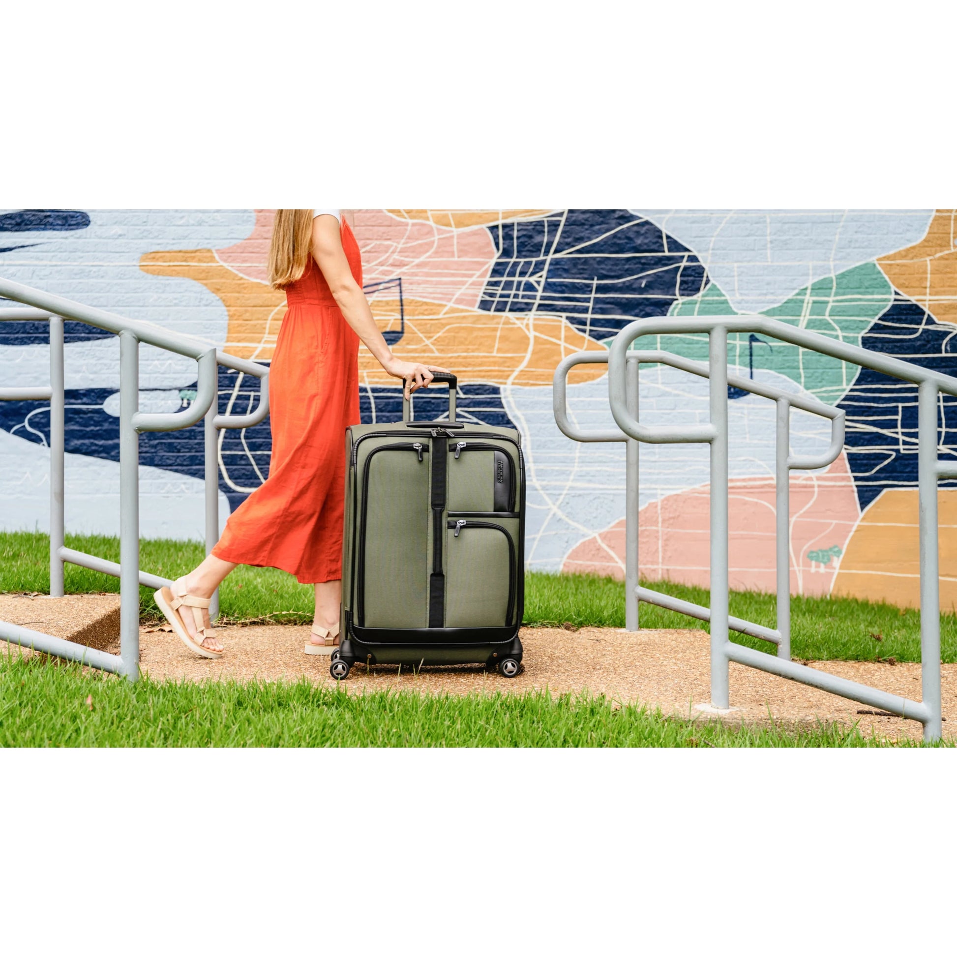 American Tourister Cargo Max 29" Softside Large Checked Spinner Luggage Single Piece - Olive