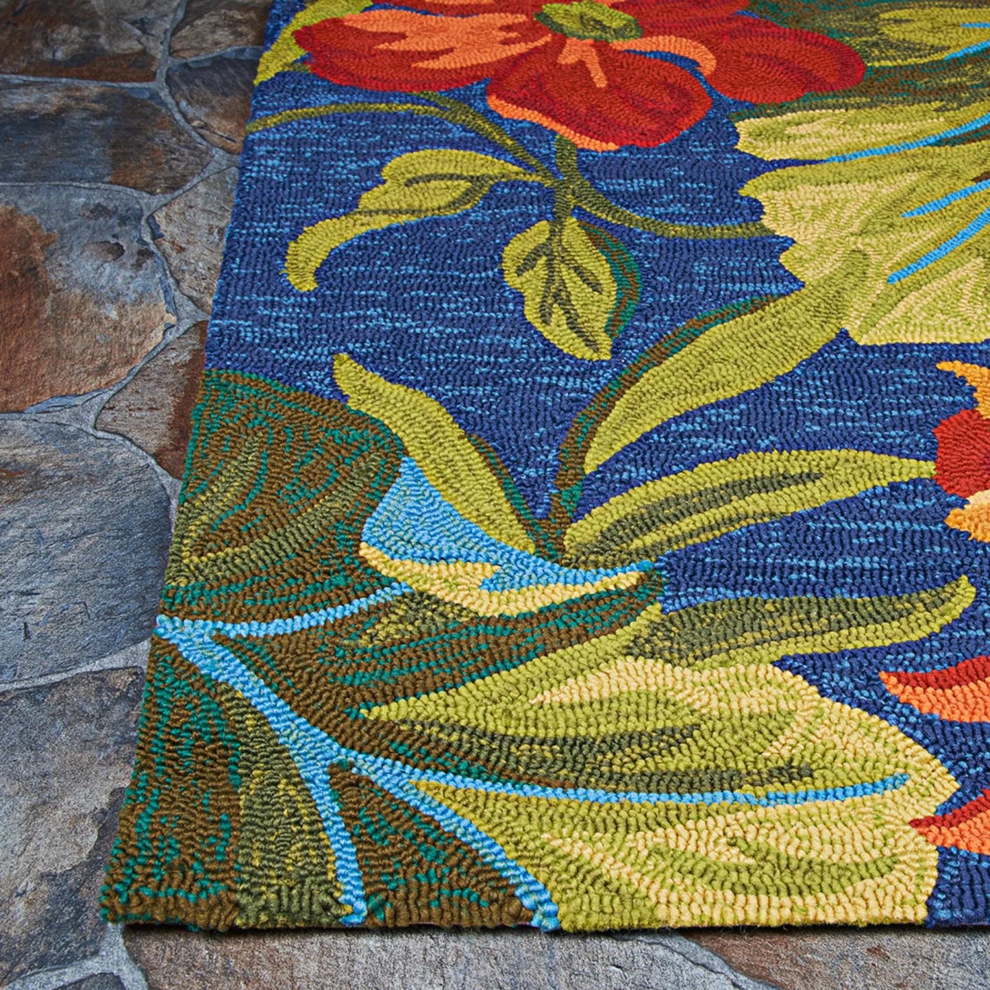 Couristan Covington Tropical Orchid Indoor/Outdoor Area Rug
