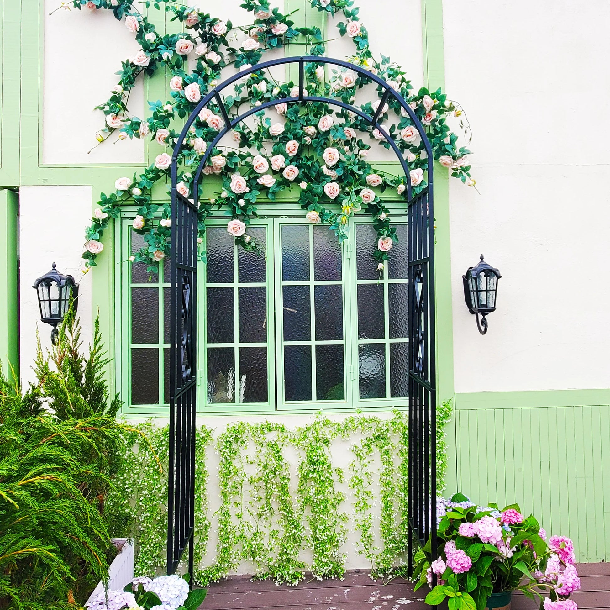SCENDOR Garden Arches Arbors Curved Metal Durable Iron Plants Trellis Stand Use for Outdoor Garden Arbor Climbing Plants Wedding Arches Ceremony