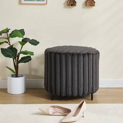 Shihatsusr 22.05" Wide Upholstered Round Pouf Ottoman Foot Rest with Black Metal Legs,Faux Fur Footstool for Living Room Bedroom Entryway,Black