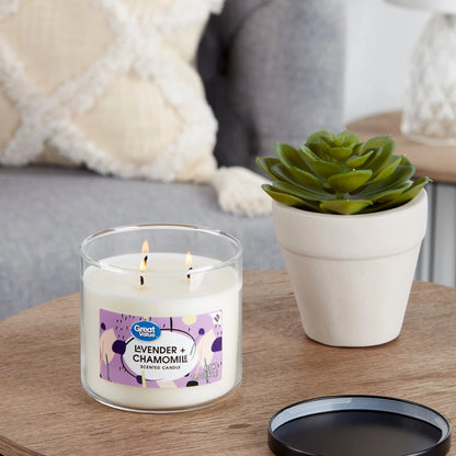 Great Value Lavender & Chamomile Scented Candle, 14 oz