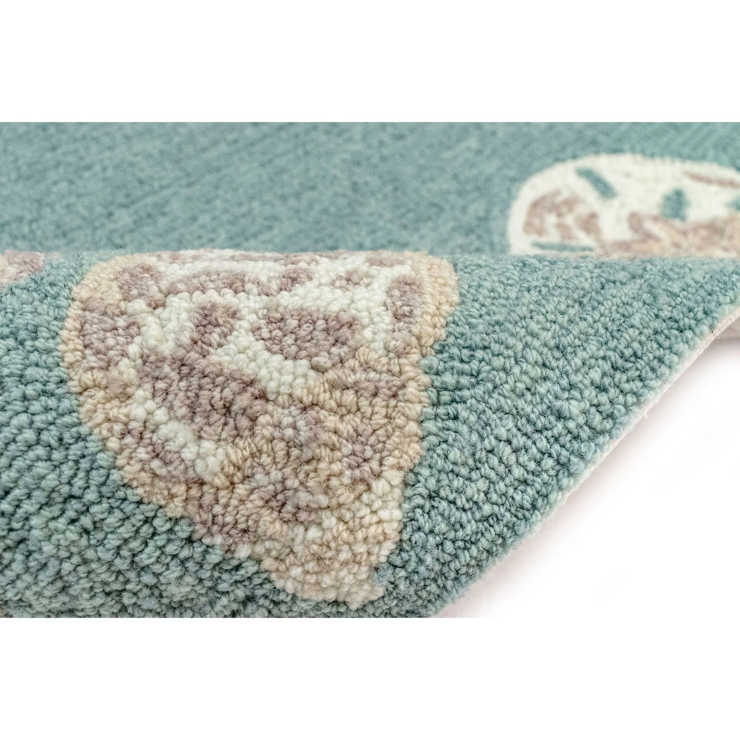 Liora Manne Capri Area Rug Aqua Seashell Border Indoor Outdoor Weather Resistant