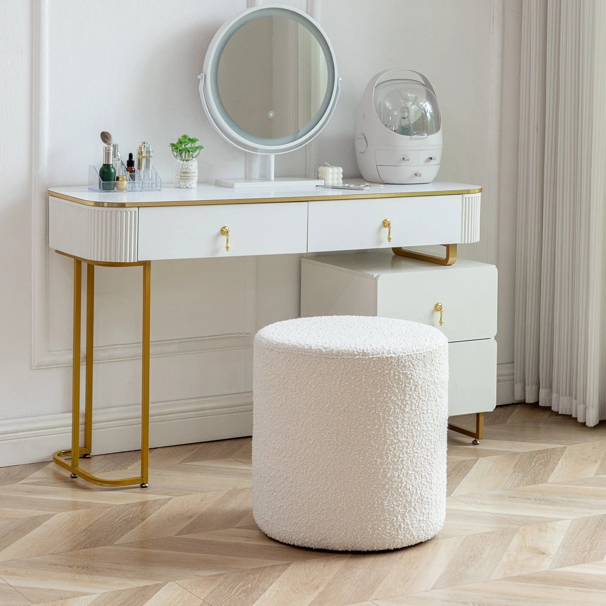 KINWELL Round Upholstered Pouf Ottoman Footrest 18' x18' x18' - Boucle White 18"