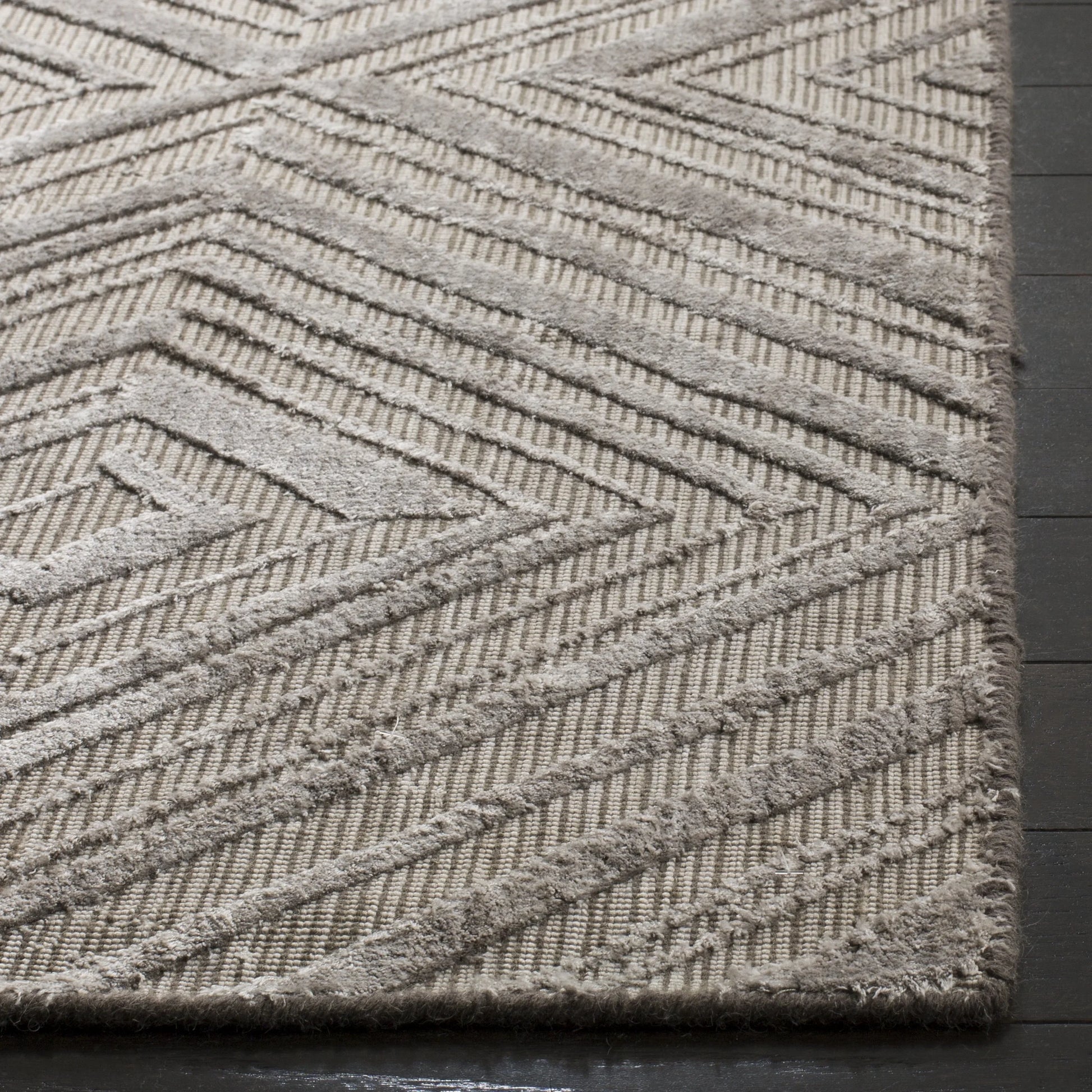 SAFAVIEH Mirage Frona Geometric Area Rug, Grey, 6' x 9'