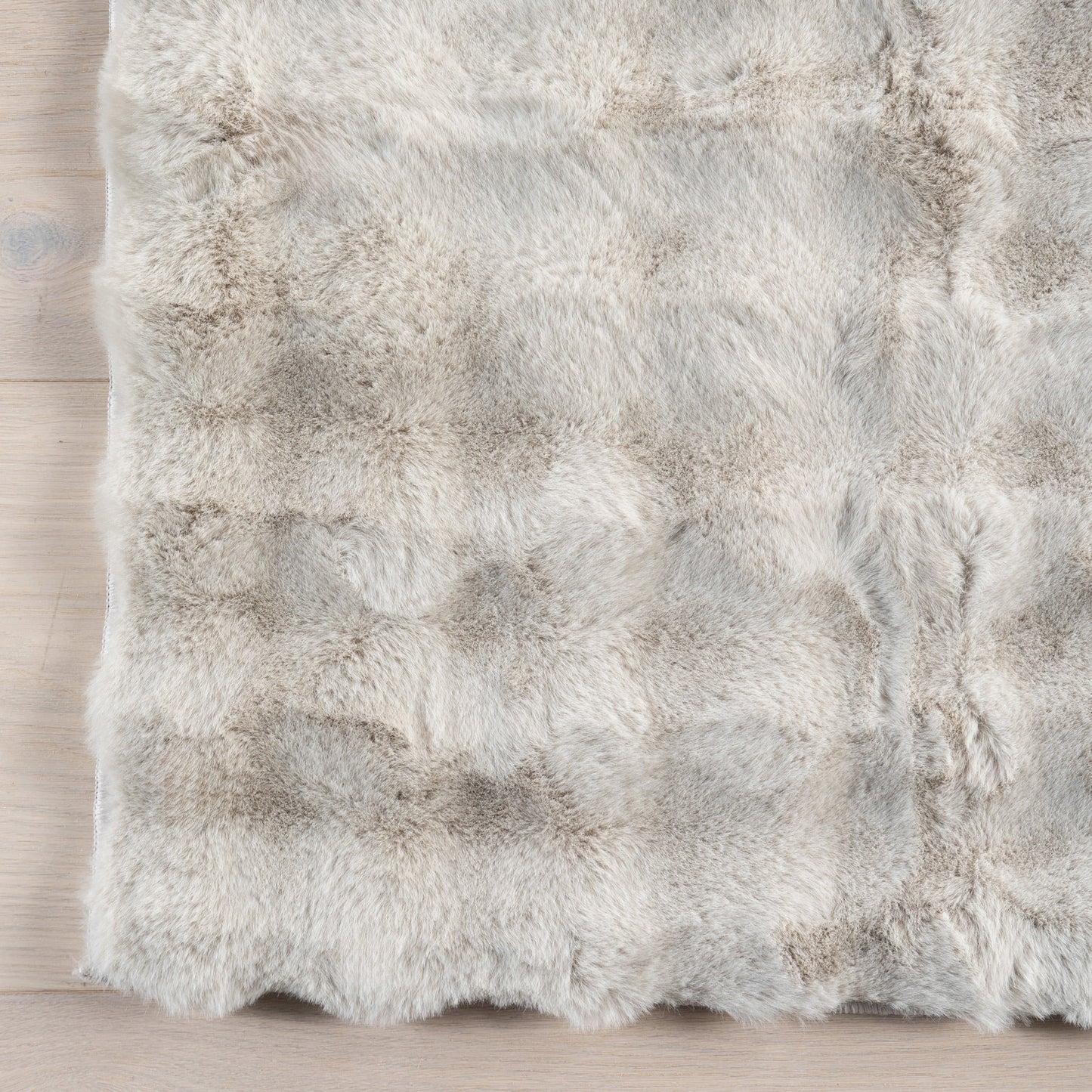 nuLOOM Jeni SuperiorWash Solid Faux Rabbit Machine Washable Area Rug, 2' 6" x 8', Runner, Jeni Grey
