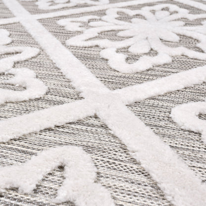 Laguna Indoor/Outdoor Area Rug, Bennet Gray Ivory, 8’8”x13’