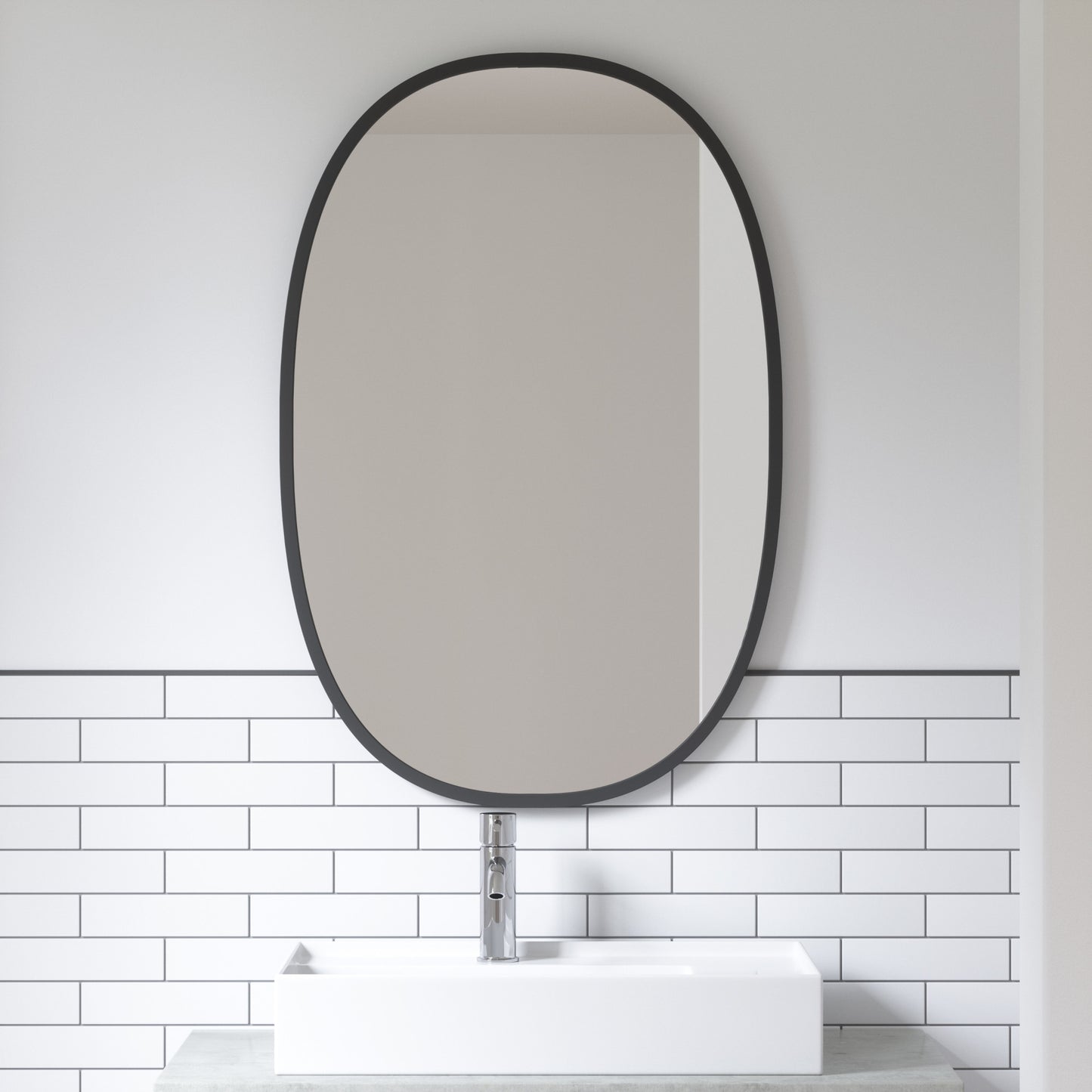 Umbra Hub Oval 24x36" Wall Mirror Black