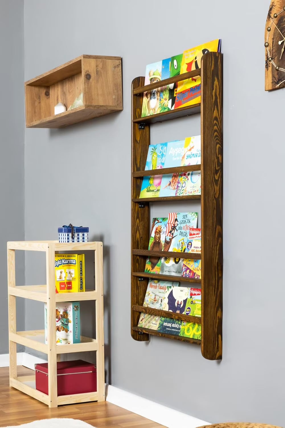 Handmade Solidwood Wall Mounted Montessori Kids Bookshelf, 4 Tier Book Display for Children Bedroom, Nursery Furniture Bookcase, Wood Pine Tree Book Organiser for Living Room (Walnut)