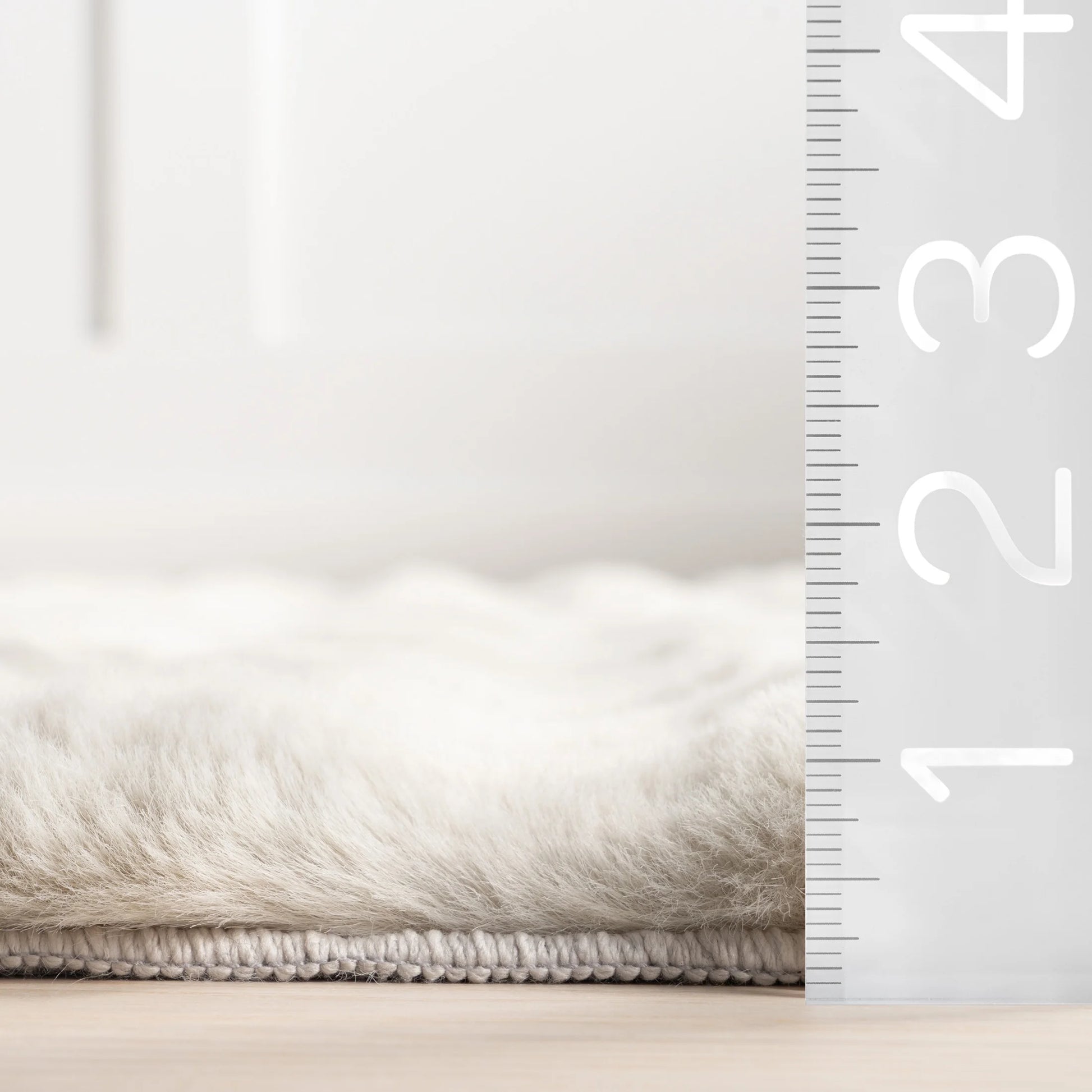 nuLOOM Jeni SuperiorWash Solid Faux Rabbit Machine Washable Area Rug, 2' 6" x 8', Runner, Jeni Grey