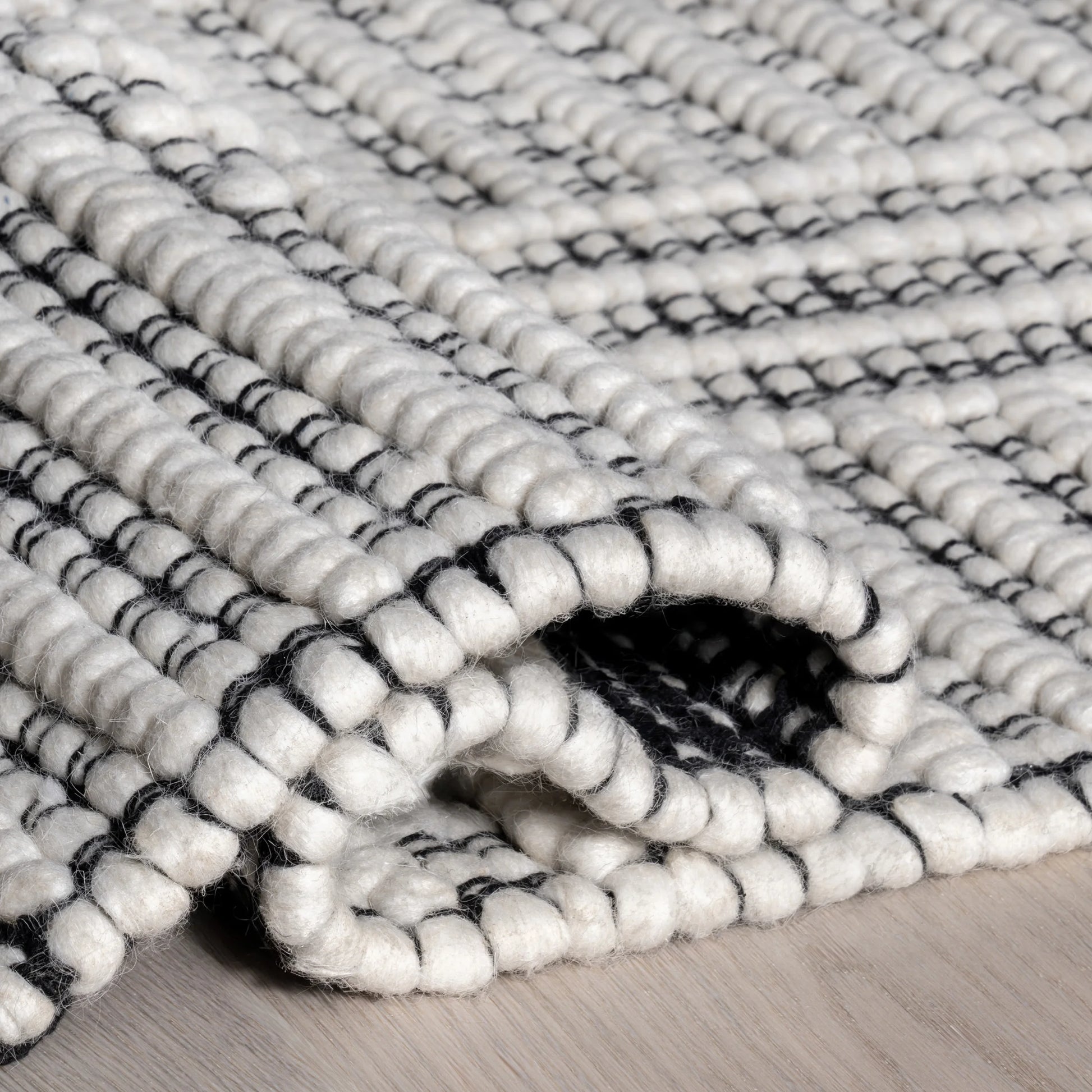 Rugs USA Devon Wool Blend Area Rug, 5' x 8', Devon Ivory
