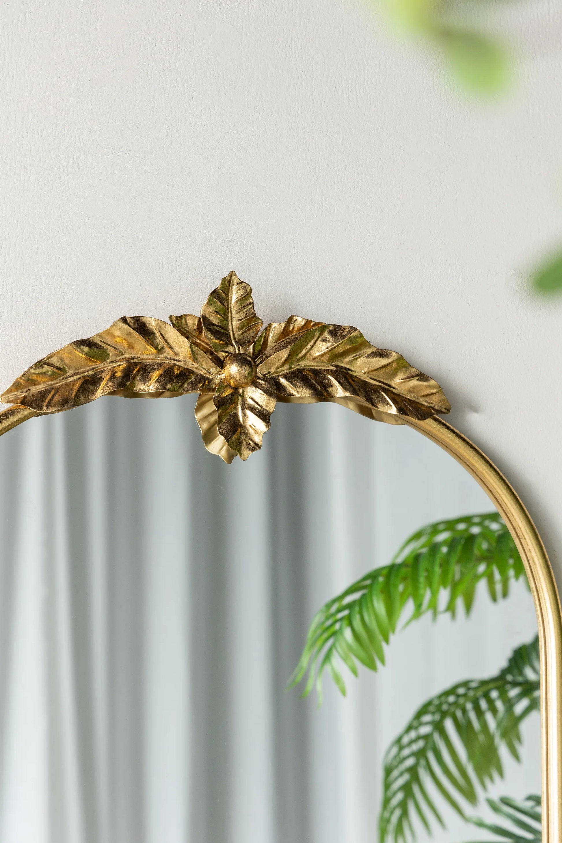 Full Length Mirror 24" x 36" Arched Wall Mirror with Gold Metal Frame, Wall Mirror for Living Room Bedroom Hallway,Full Body Mirror