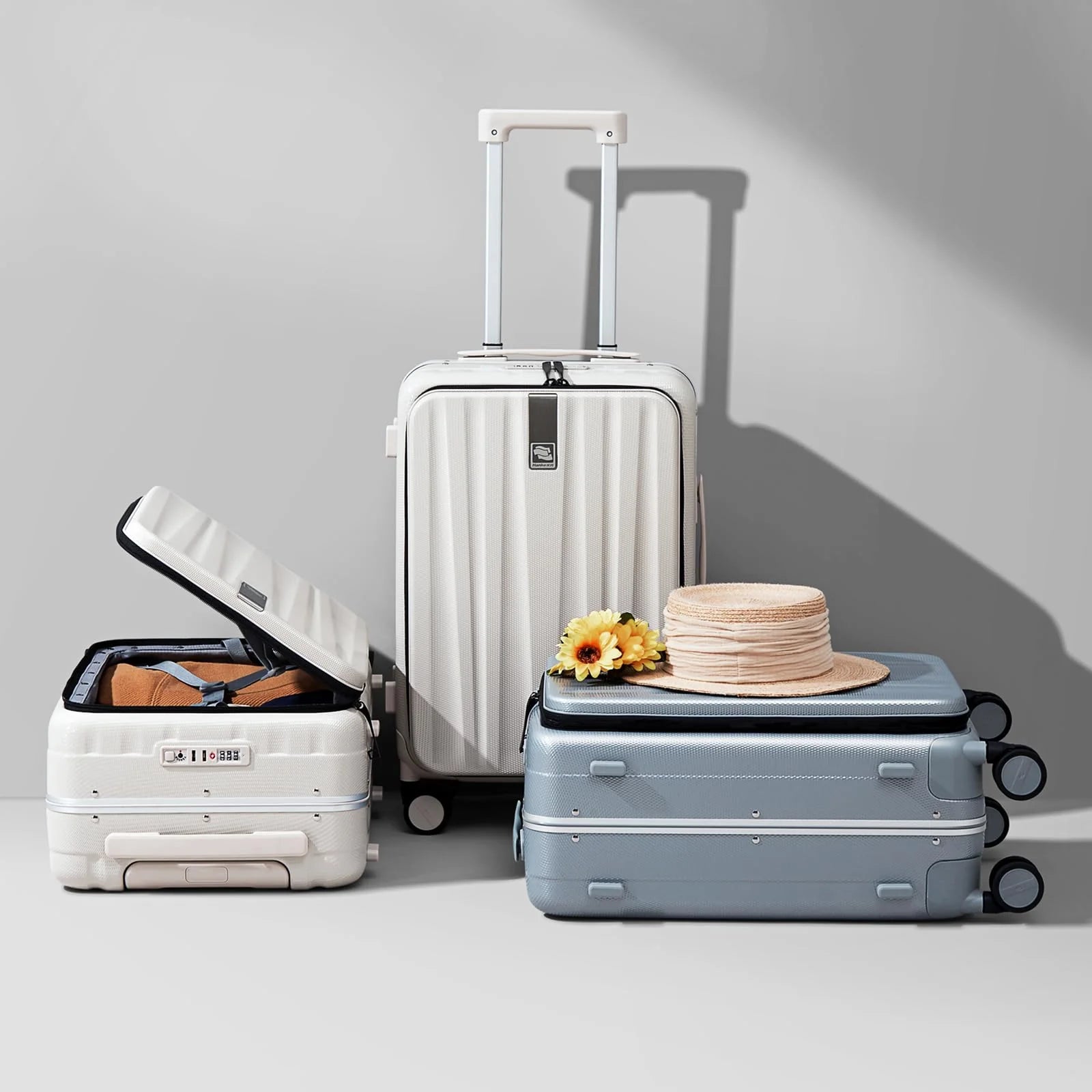 Hanke 20"Carry On Luggage with Wheels, Ivory White