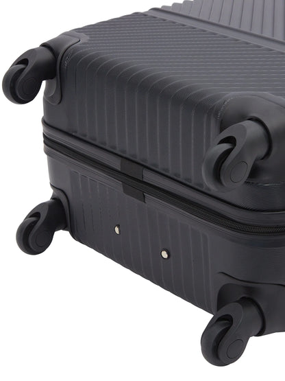 Wrangler 4 Pc Hardside Spinner Luggage Set with 20" & 25" Suitcases and Packing Cubes, Black