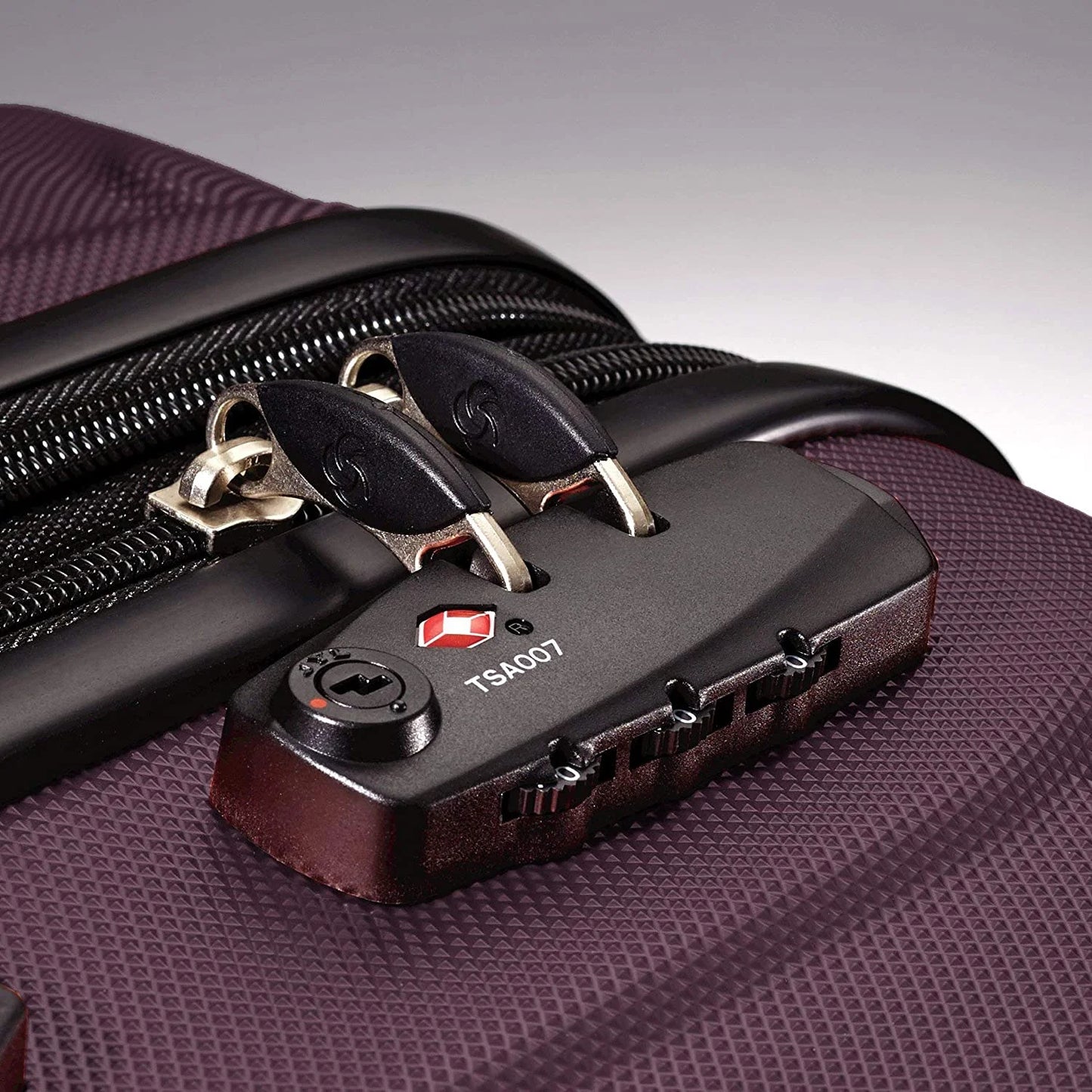 Samsonite 28" Hardside Spinner Expandable Checked Luggage, Purple
