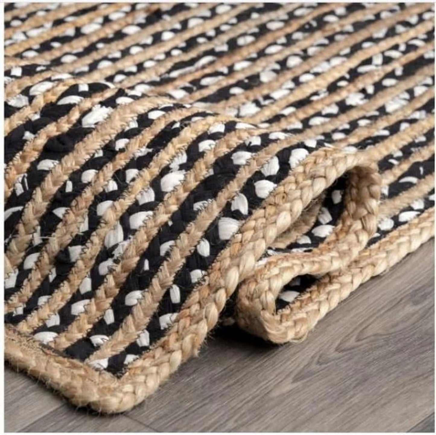 Indian Handmade Braided Black & White Cotton with Natural Jute Area Rugs , Floor Decor Carpet Size 2.6 x 4 Feet ( 75 cm x 120 cm )