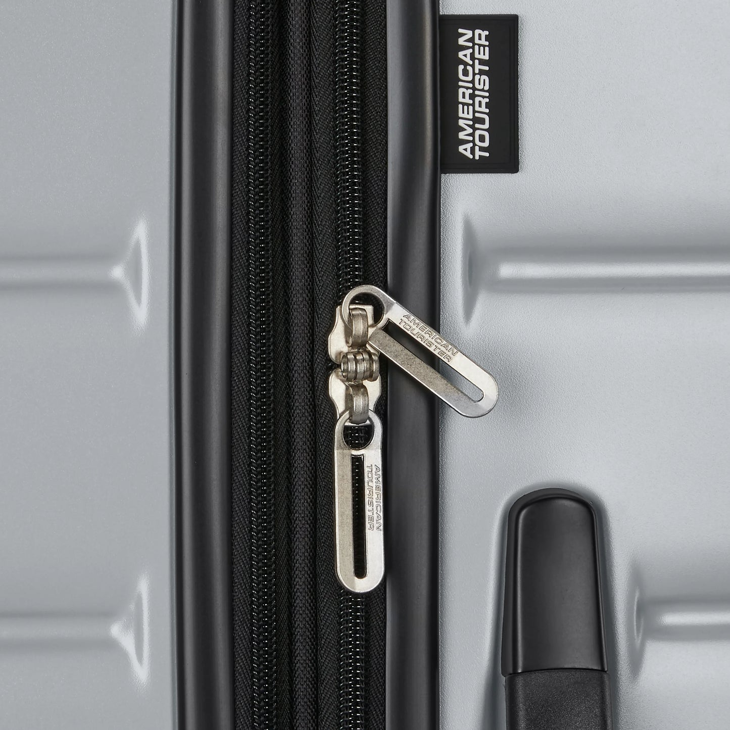 American Tourister Roll Out 2-Piece Luggage Set with Spinner Wheels (Carry on/Medium Checked) - Silver