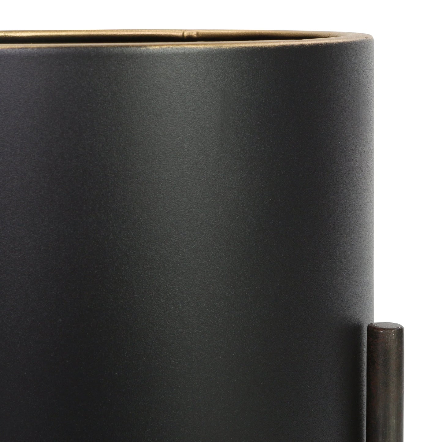 Jaxon Modern Black Planters (Set of 2)