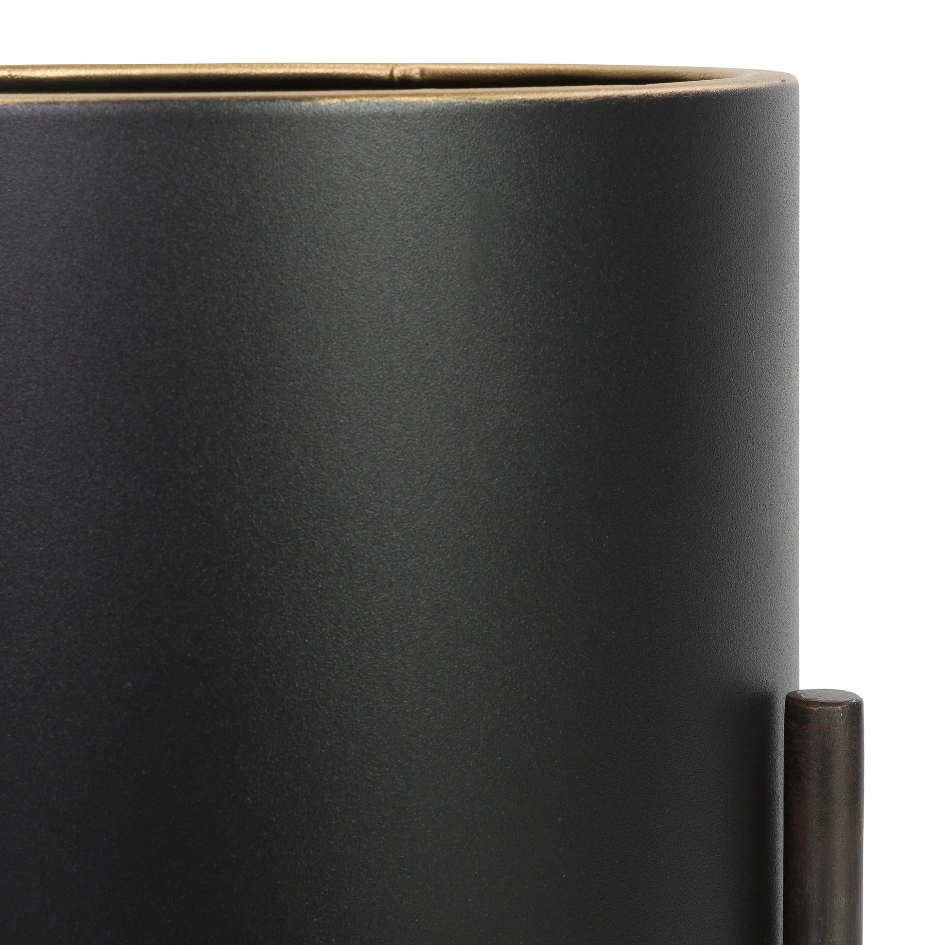 Jaxon Modern Black Planters (Set of 2)