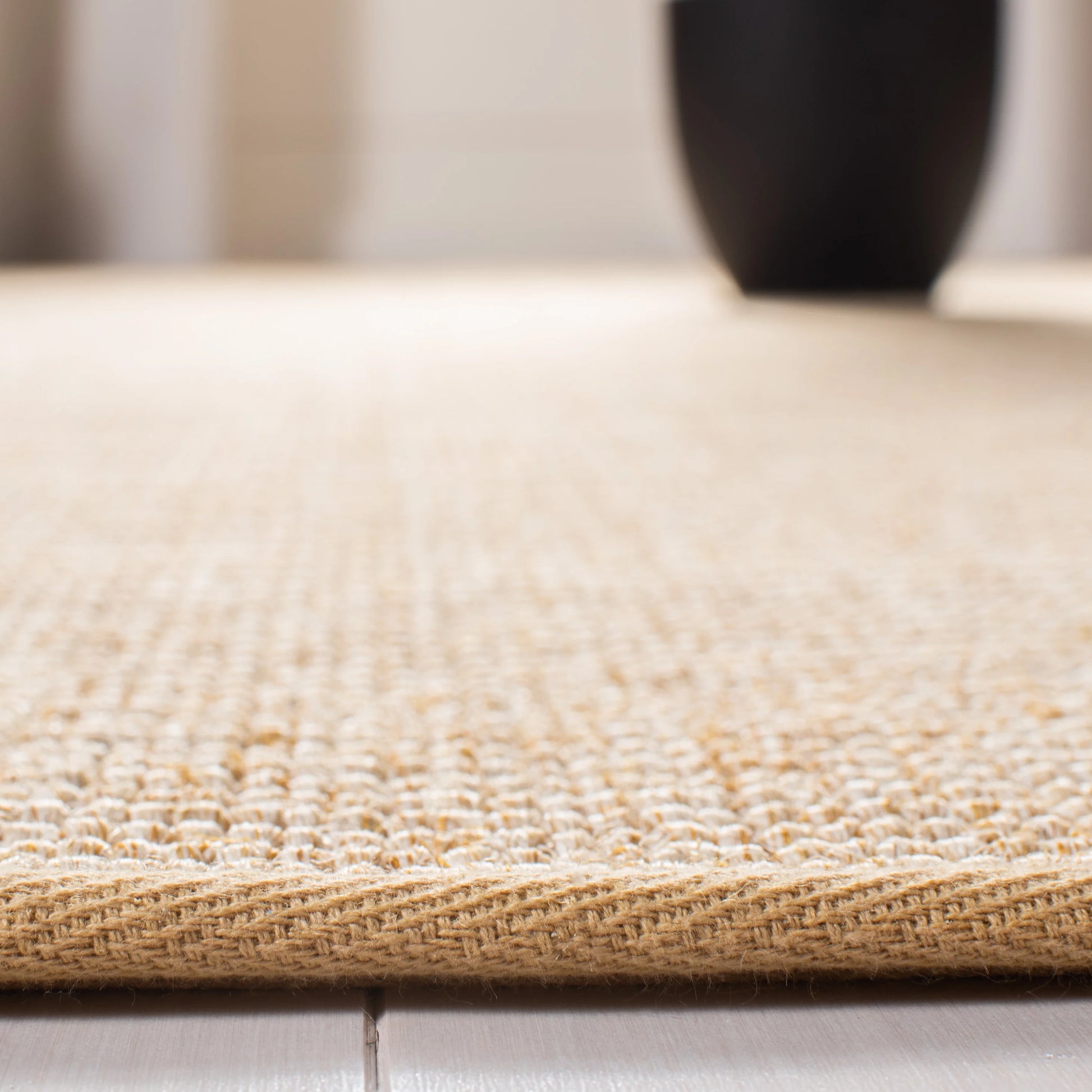 SAFAVIEH Martha Stewart Maximillian Solid Area Rug, Beige/Ivory, 9' x 13'