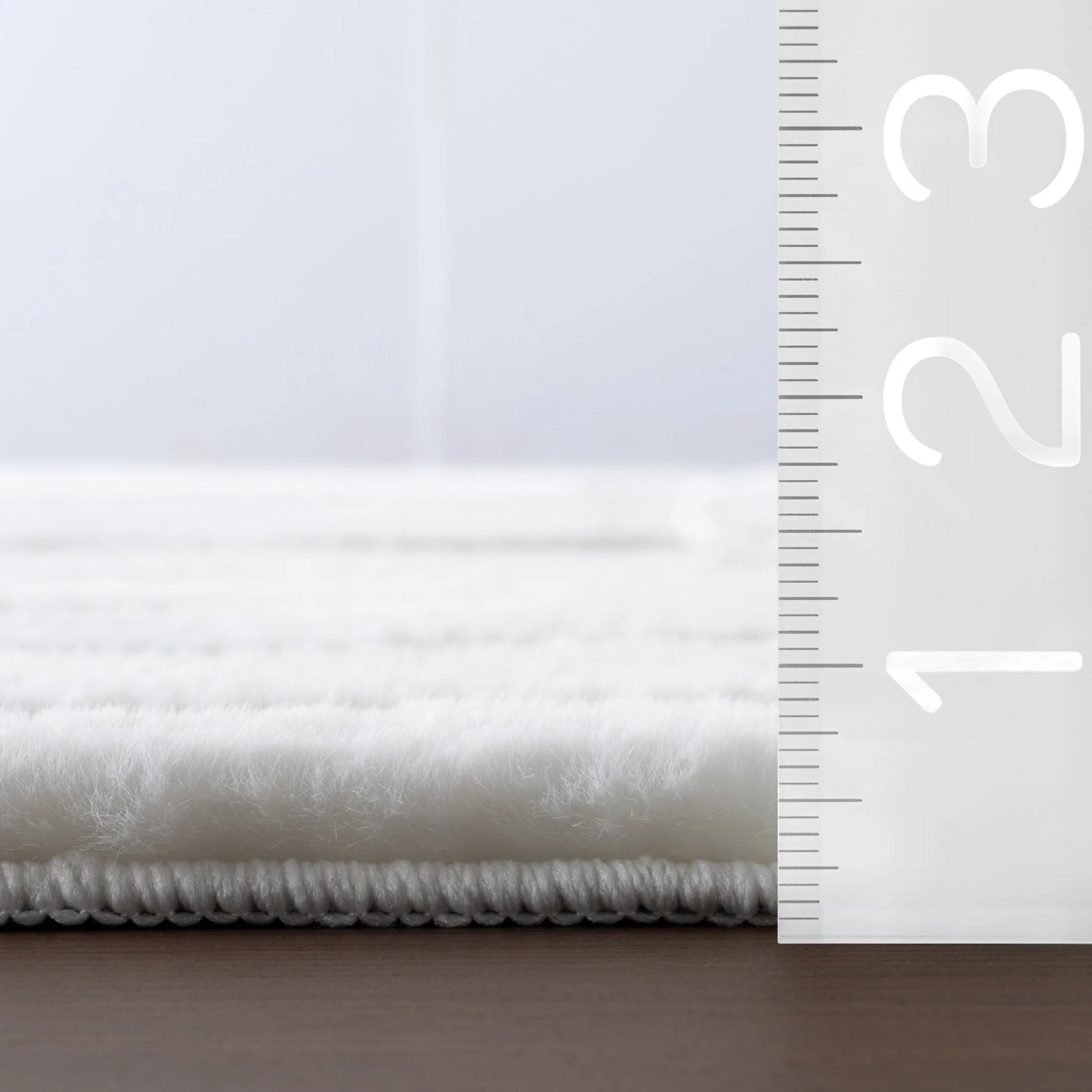 nuLOOM Tavina Solid Cloud Washable Area Rug, 5' x 8', Tavina Off-white
